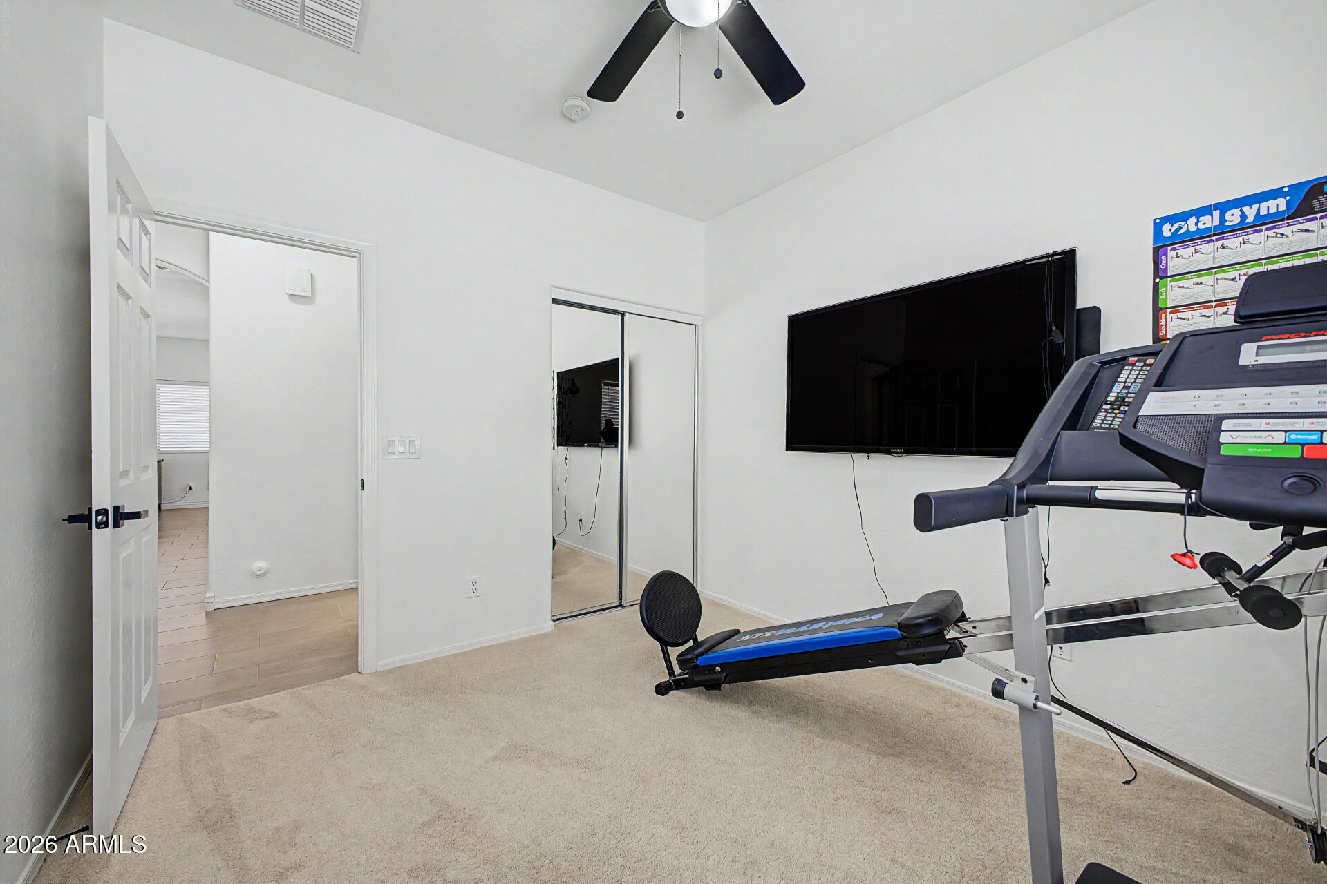 833 W VINEYARD PLAINS Drive