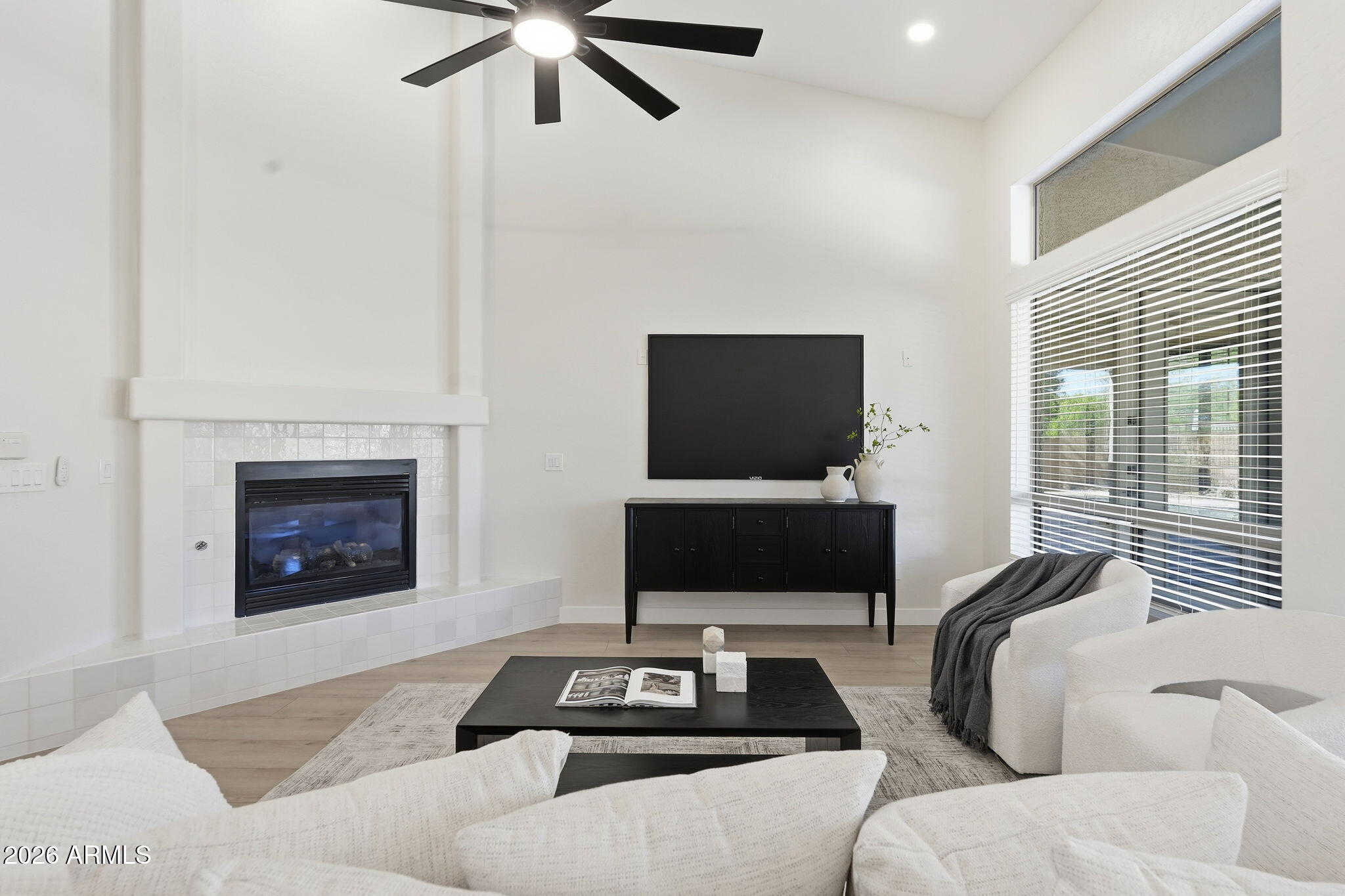 3632 N EAGLE CANYON
