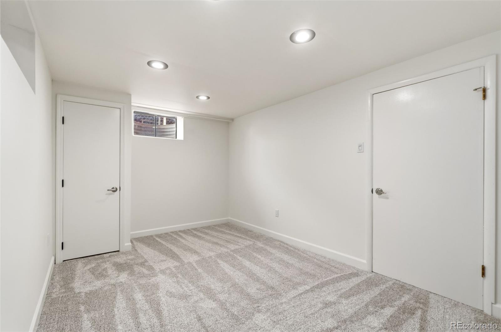 425 W 4th Avenue Drive