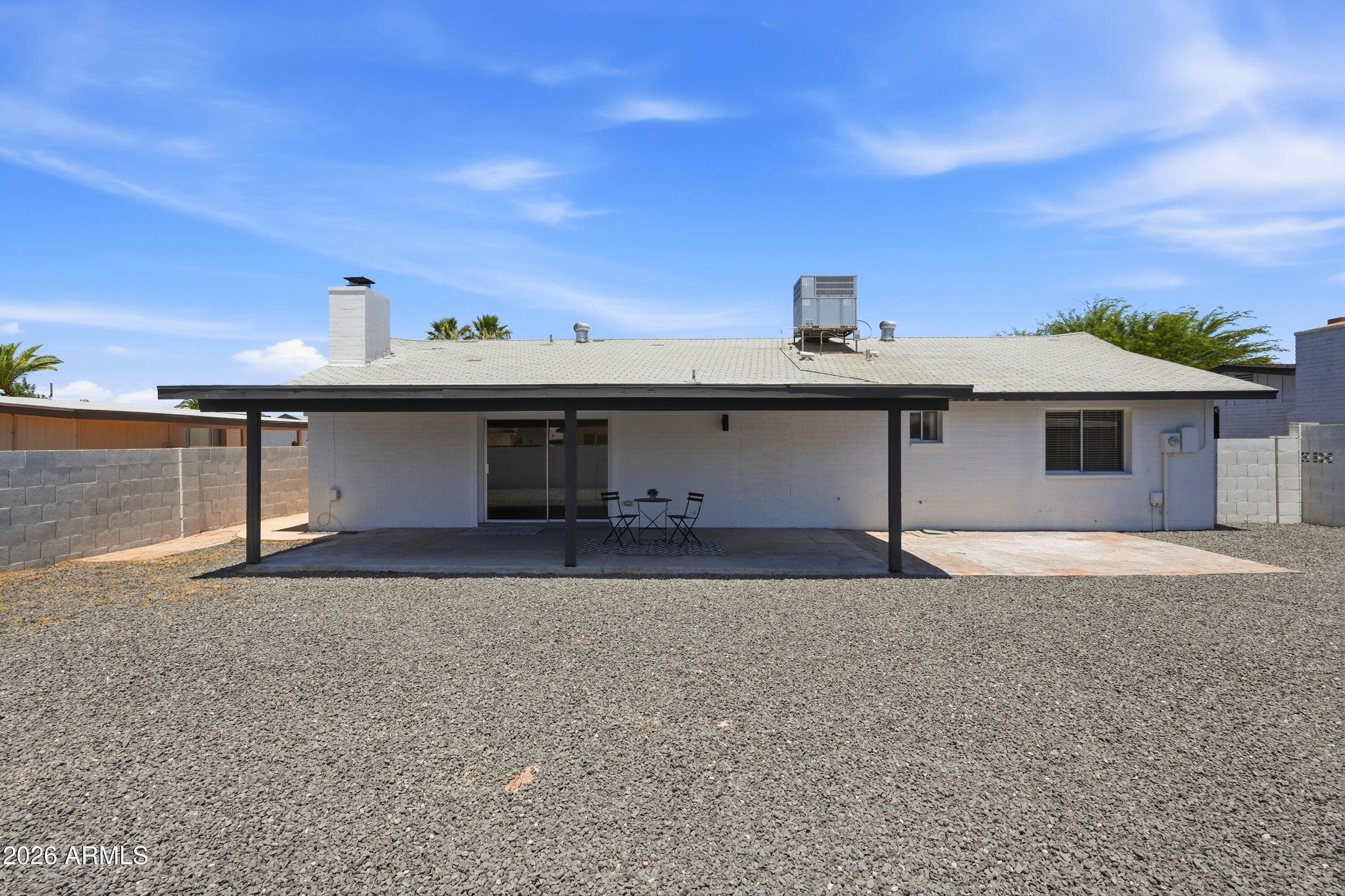 1647 E PALMCROFT Drive