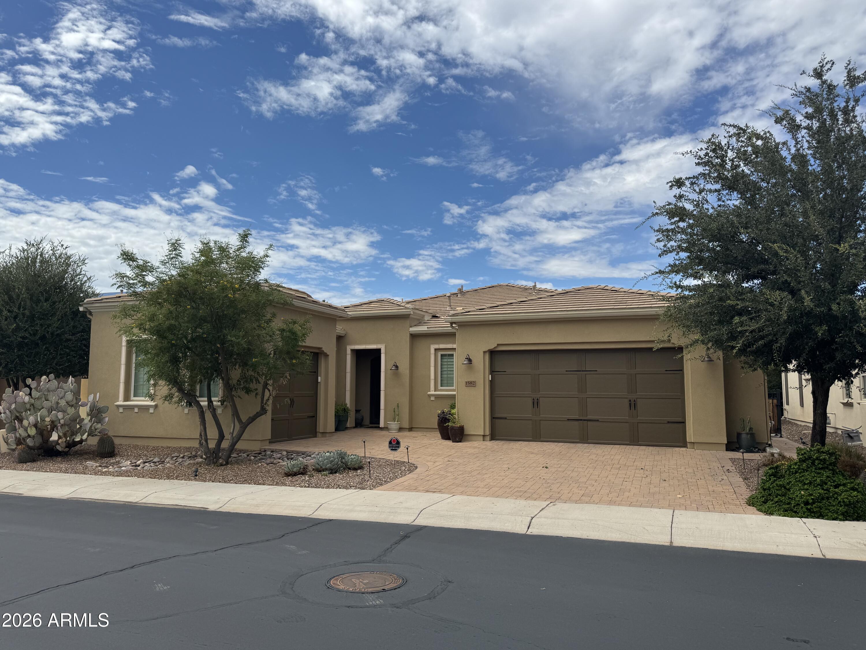1582 E AMARANTH Trail