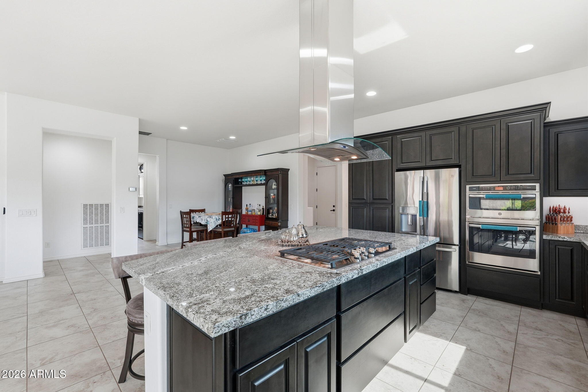96 E ALCATARA Avenue