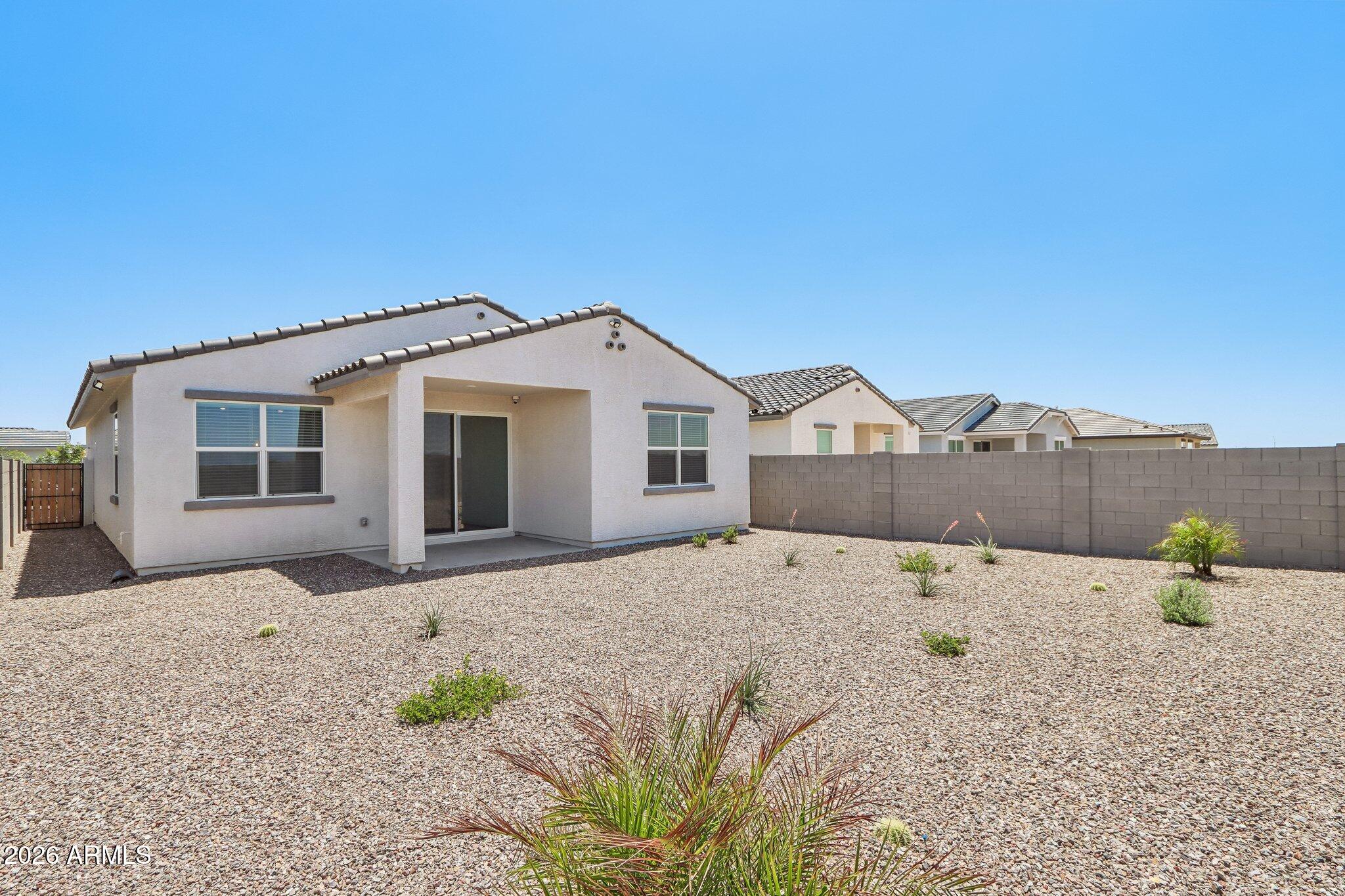 3446 N CAMDEN Drive