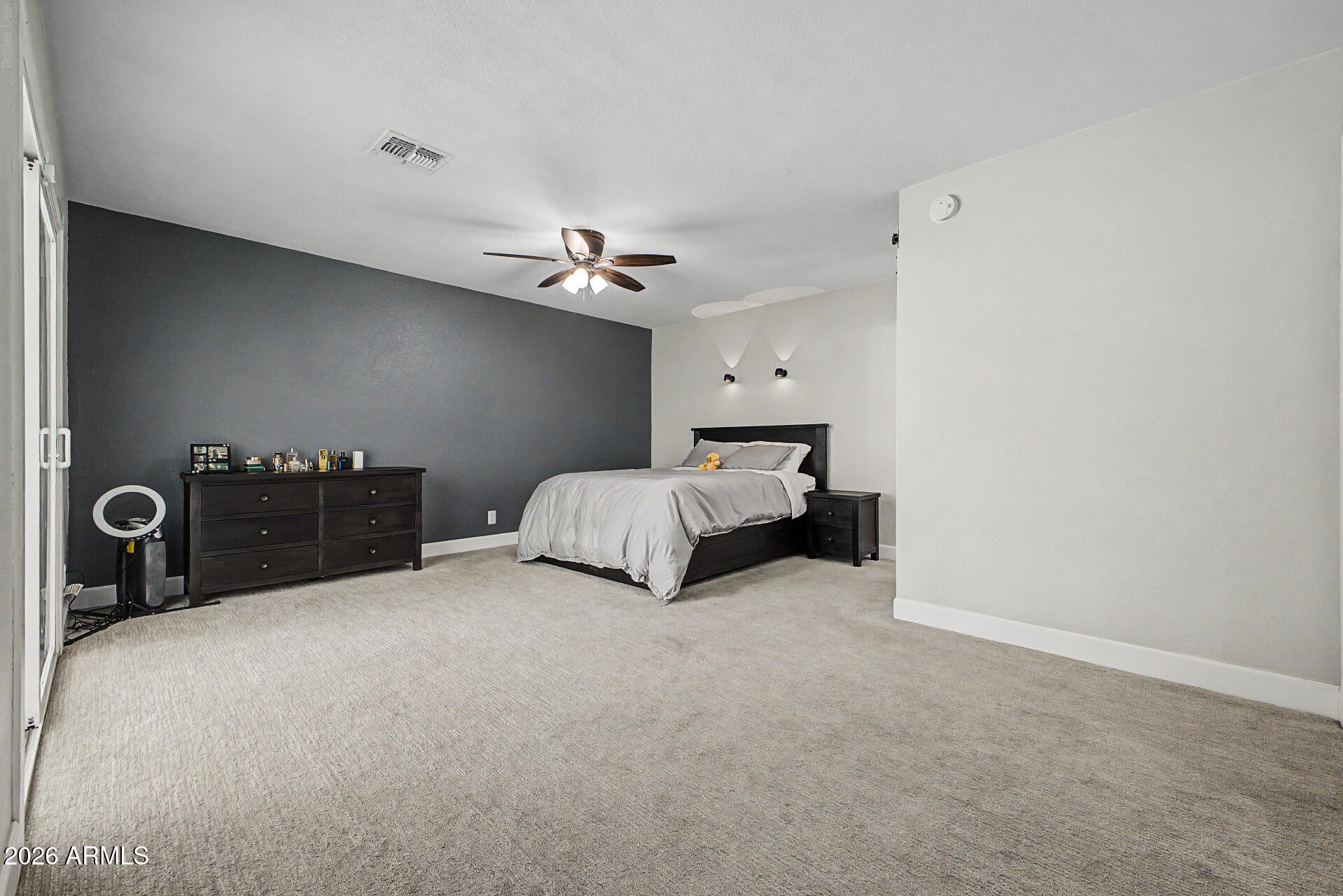 2019 E FOUNTAIN Street