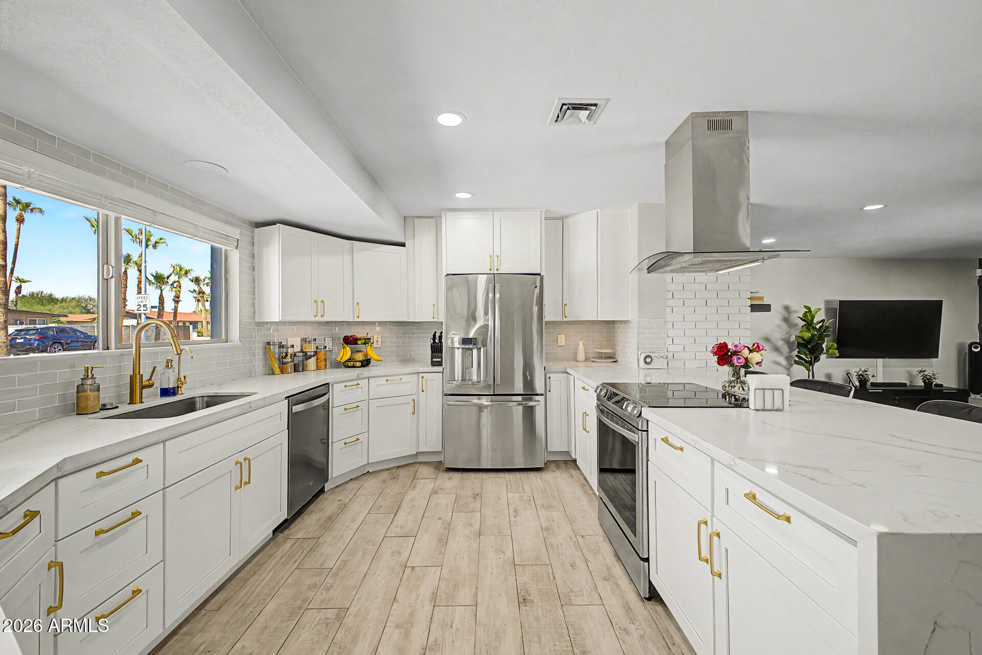 2019 E FOUNTAIN Street