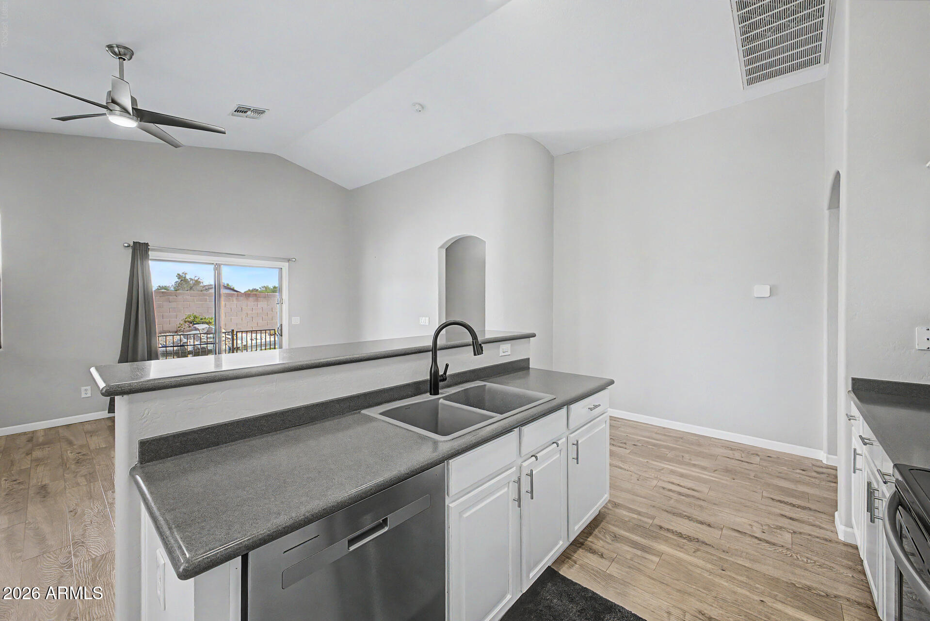 17002 W STEVENAGE Street