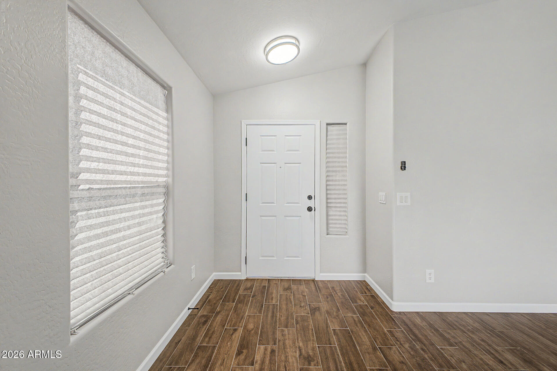 10993 W LOMA Lane