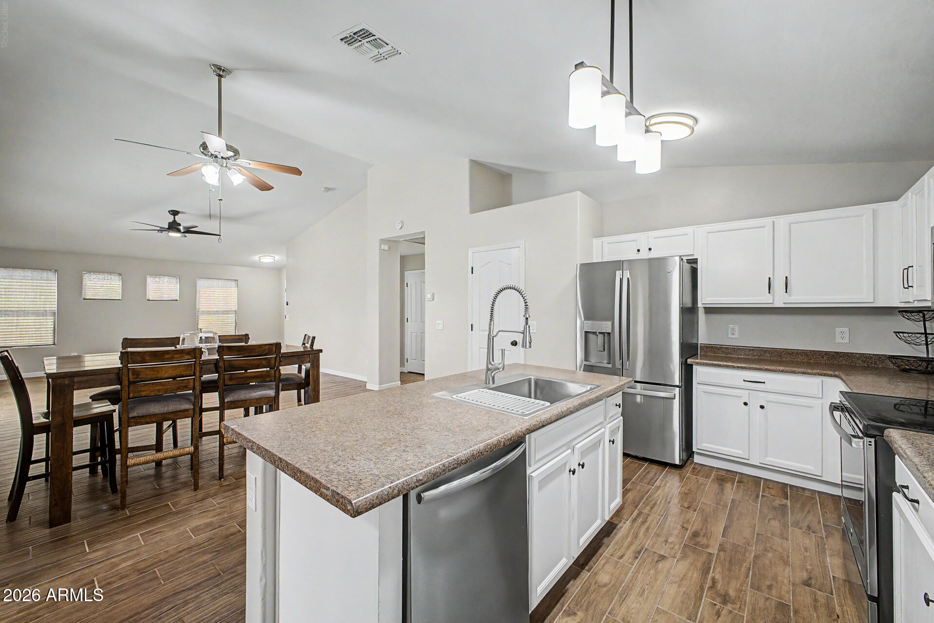 10993 W LOMA Lane
