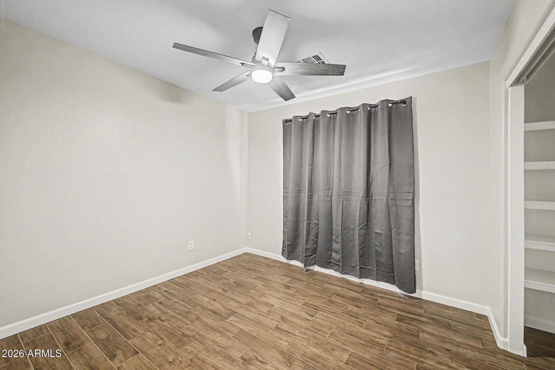 10993 W LOMA Lane