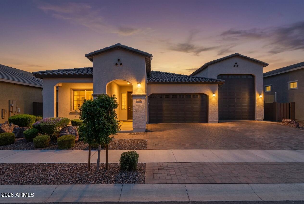 21941 E NIGHTINGALE Court
