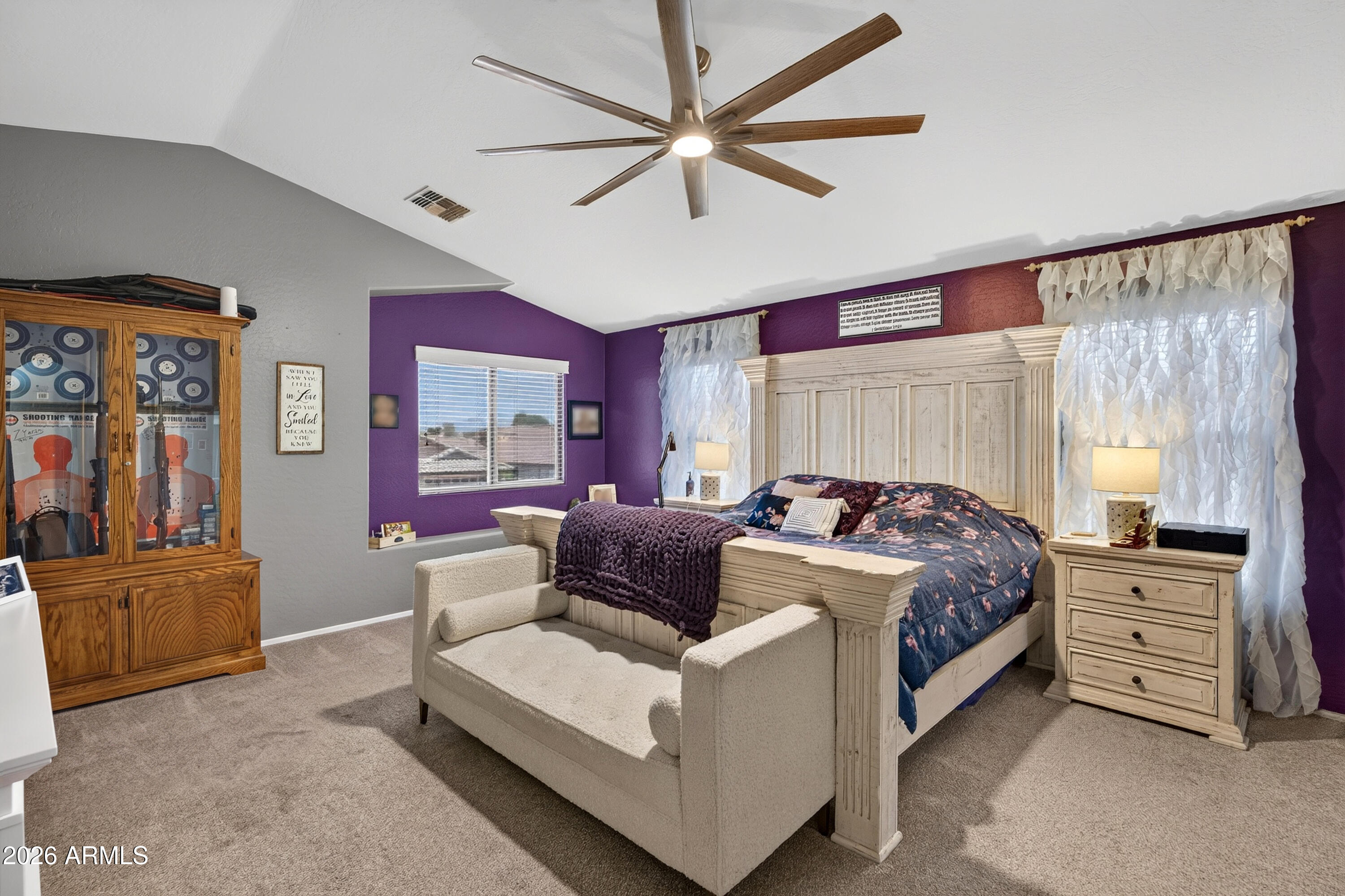 879 W HOLSTEIN Trail