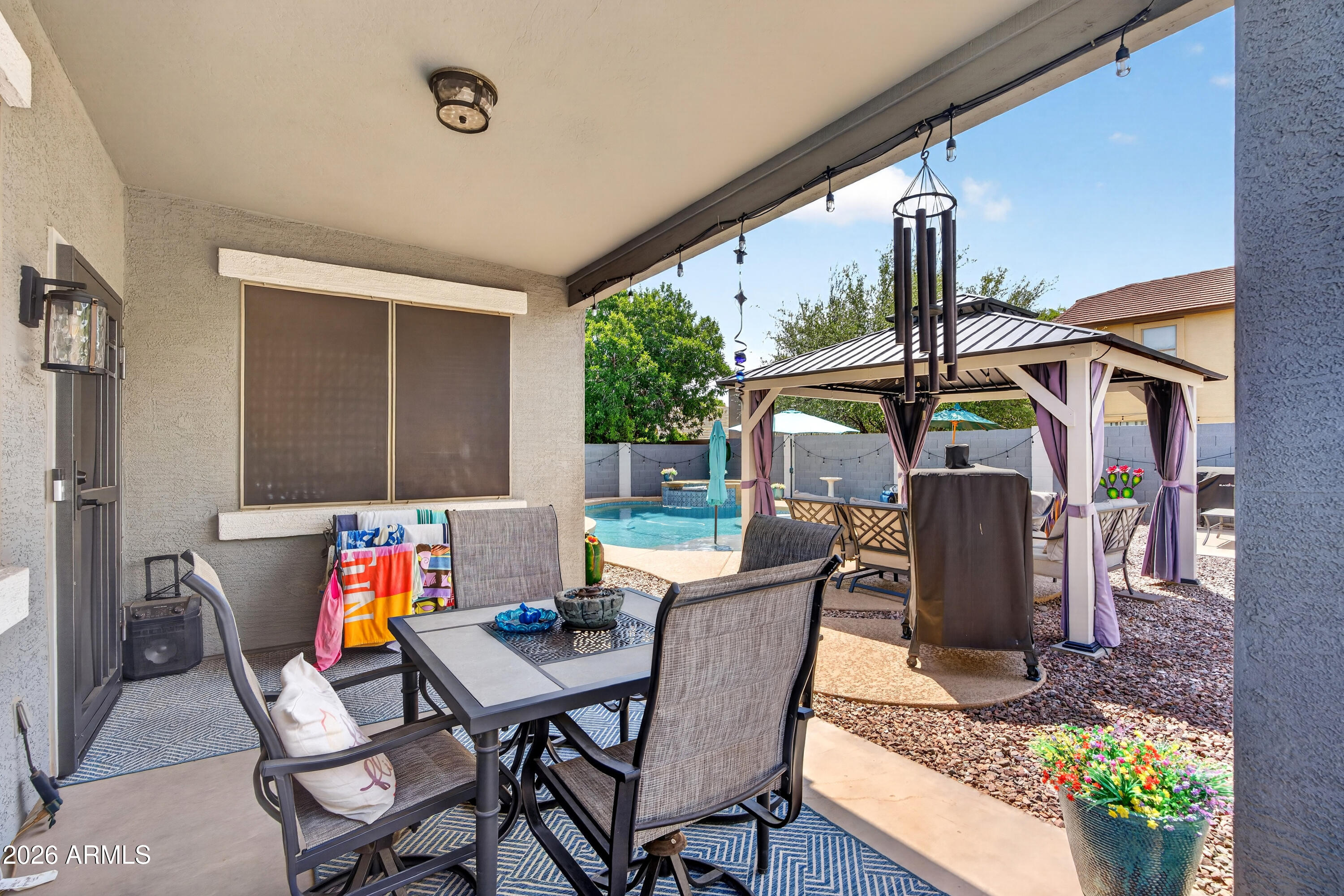 879 W HOLSTEIN Trail
