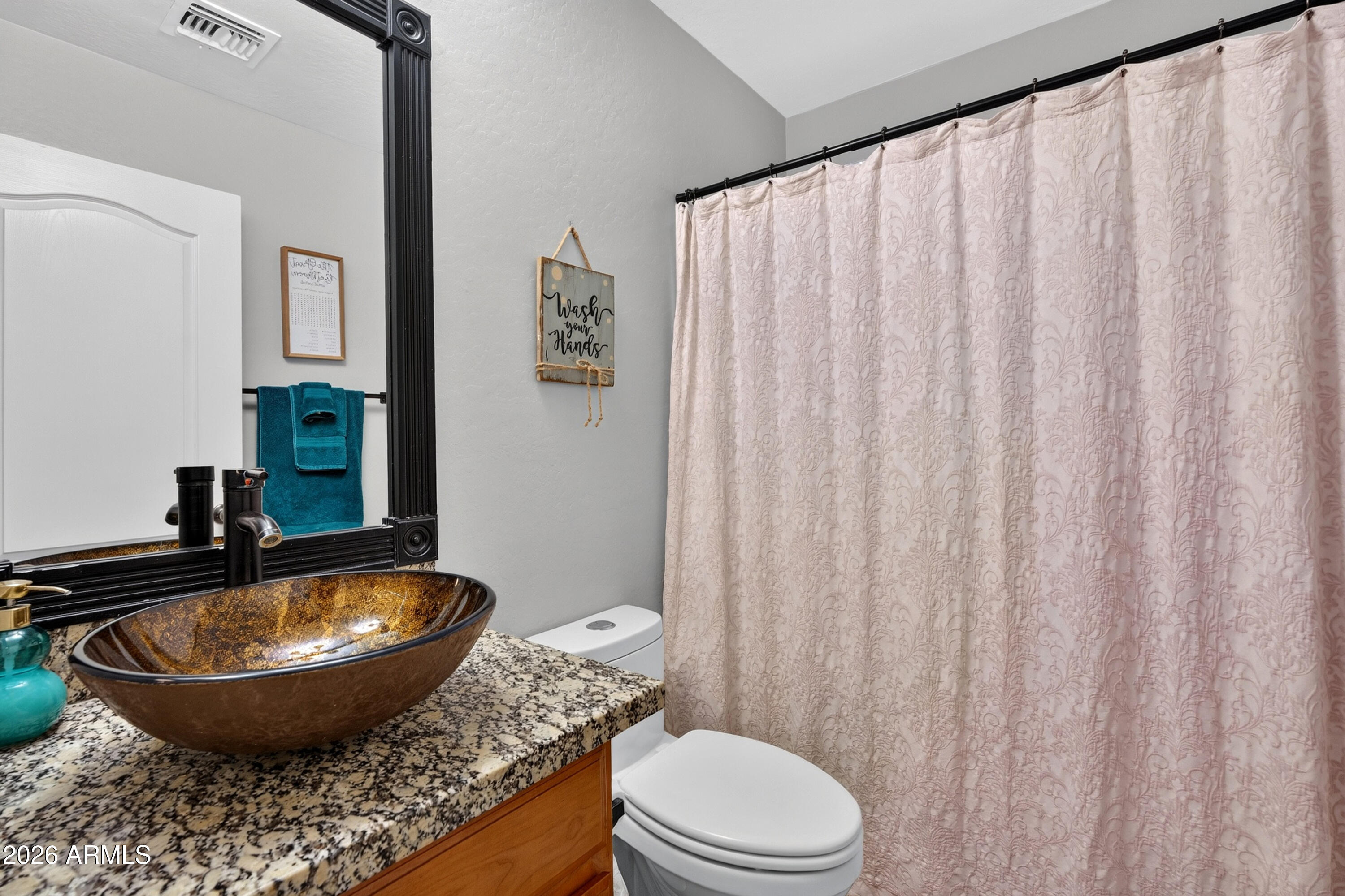 879 W HOLSTEIN Trail