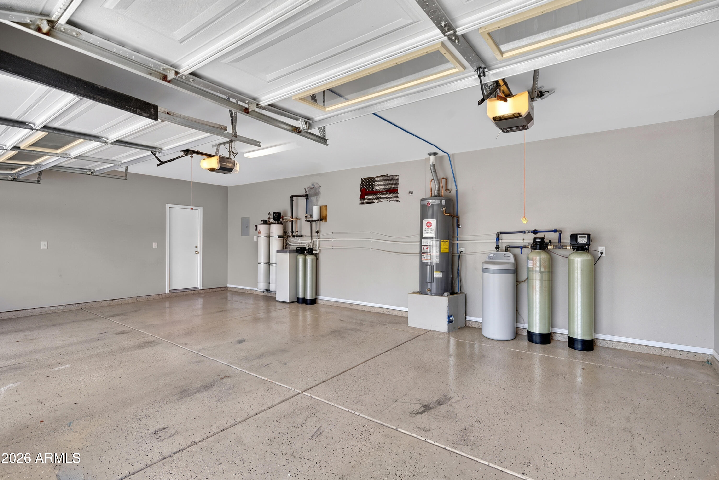 879 W HOLSTEIN Trail