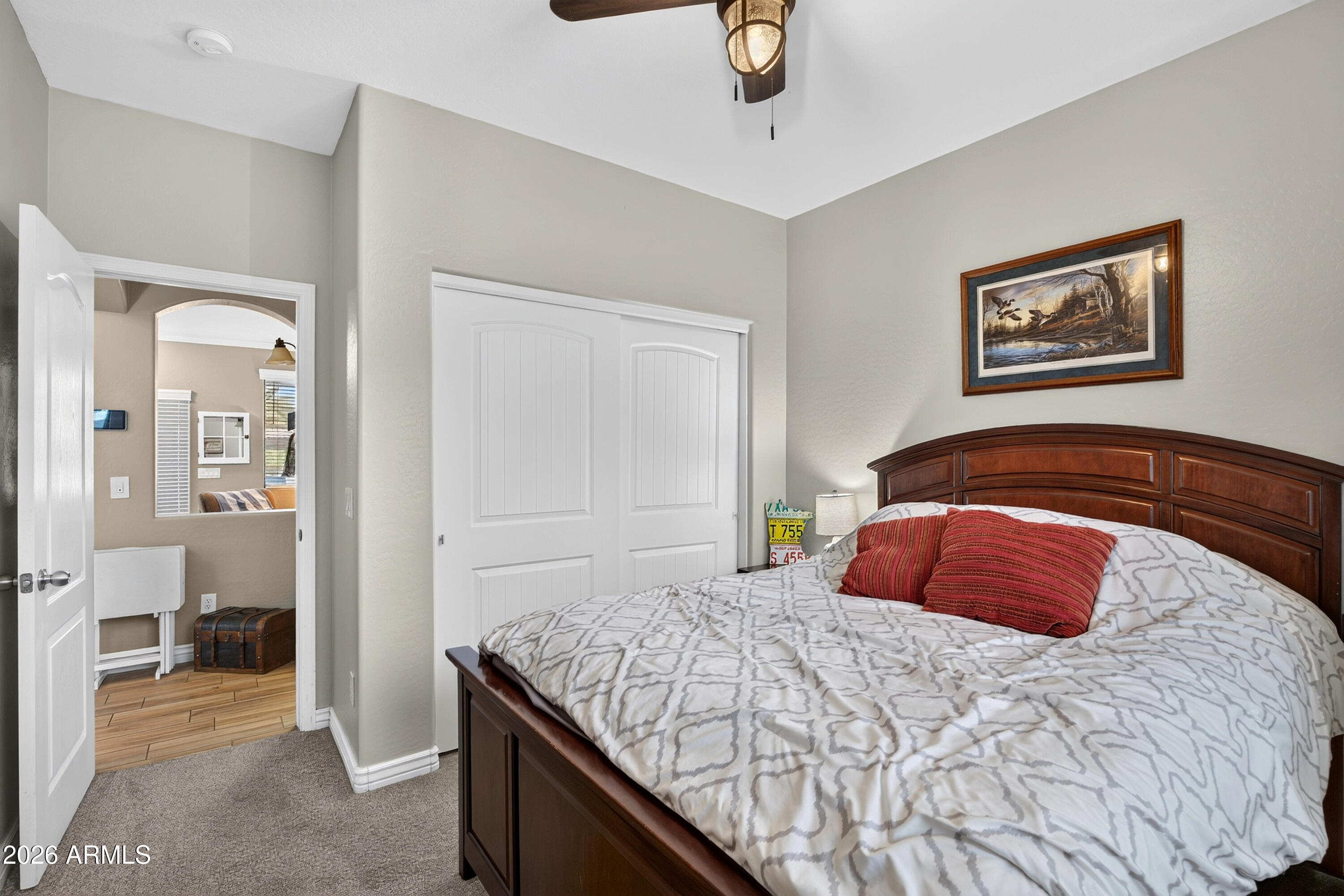 879 W HOLSTEIN Trail