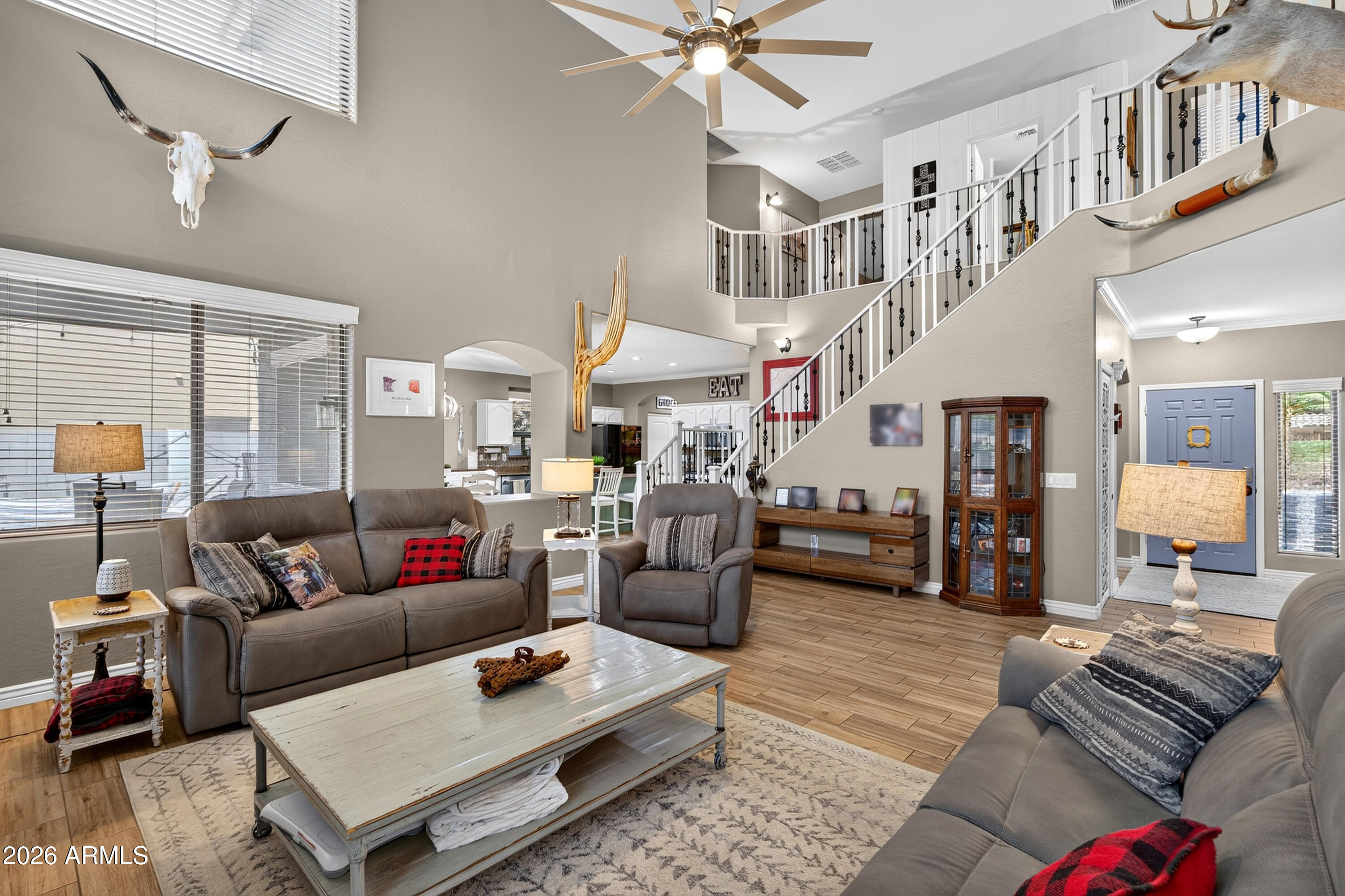 879 W HOLSTEIN Trail