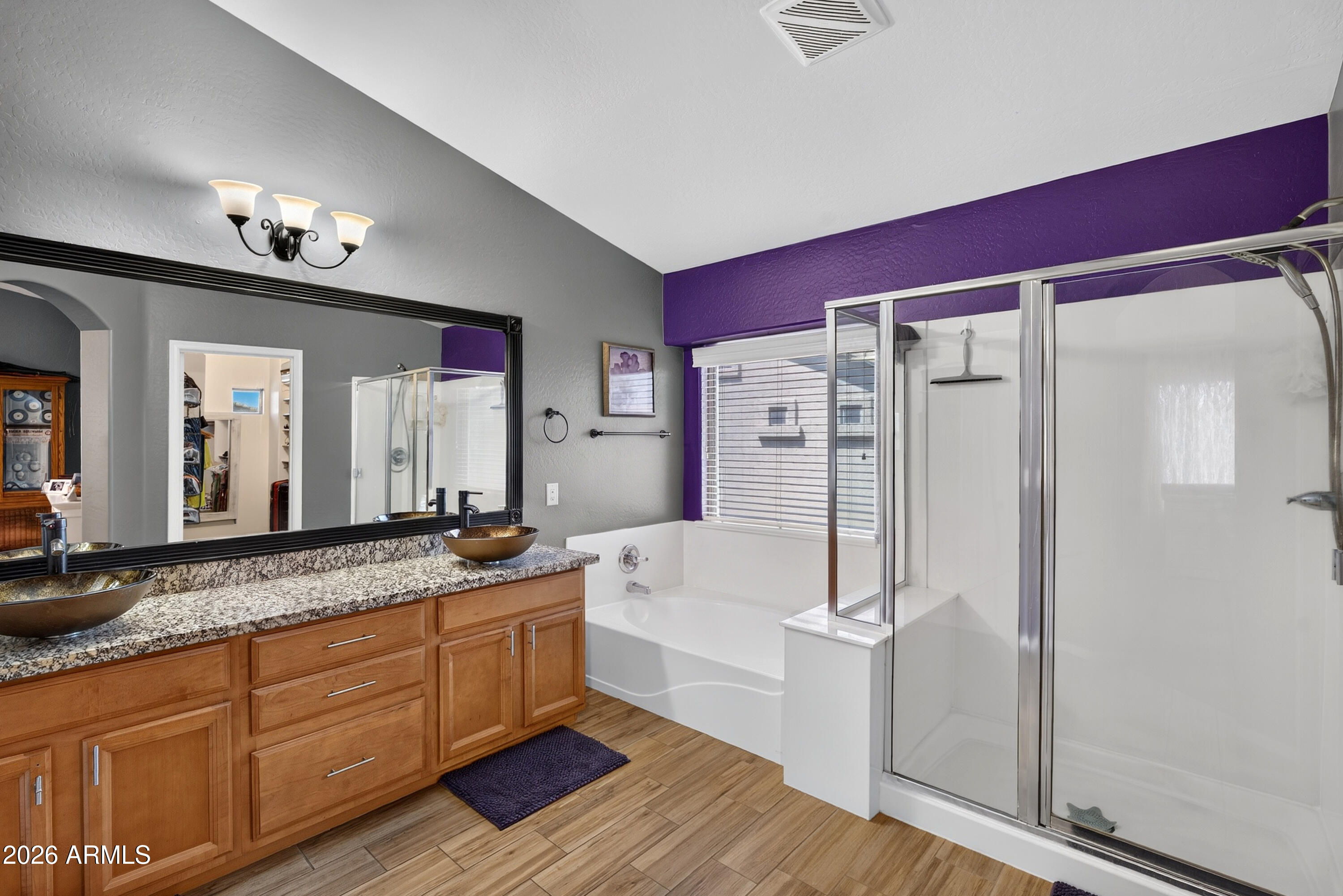 879 W HOLSTEIN Trail