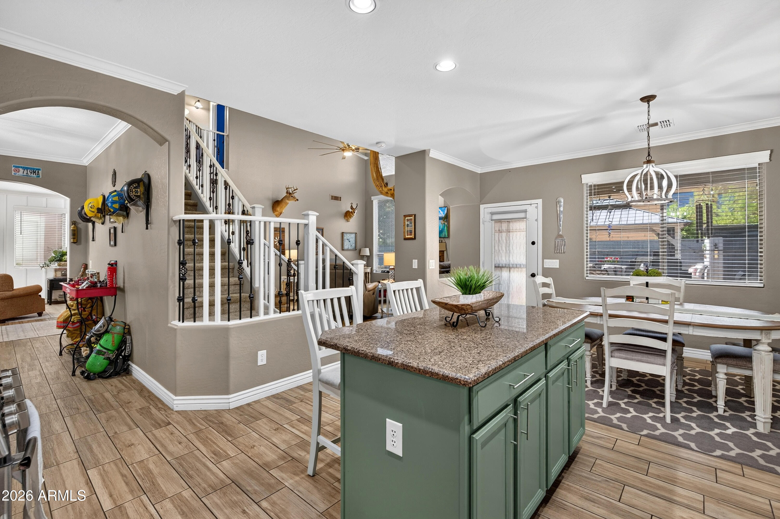 879 W HOLSTEIN Trail