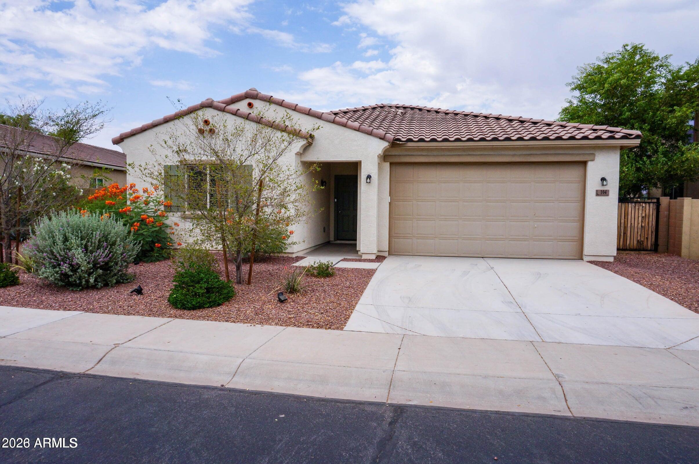 104 E MOONLIGHT Trail