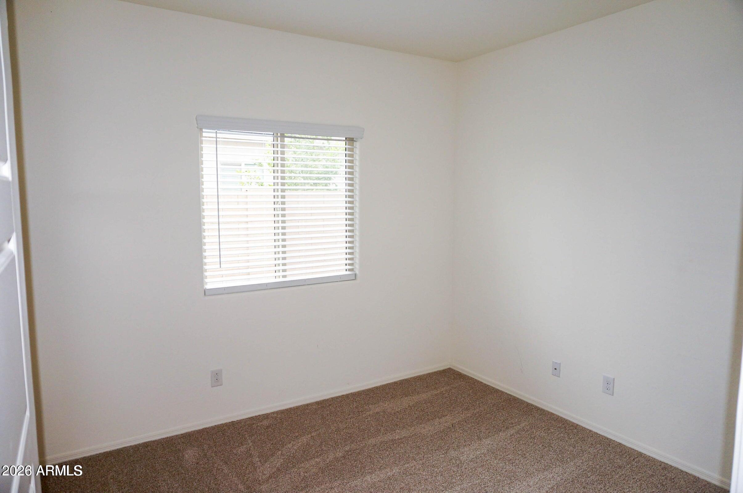 104 E MOONLIGHT Trail