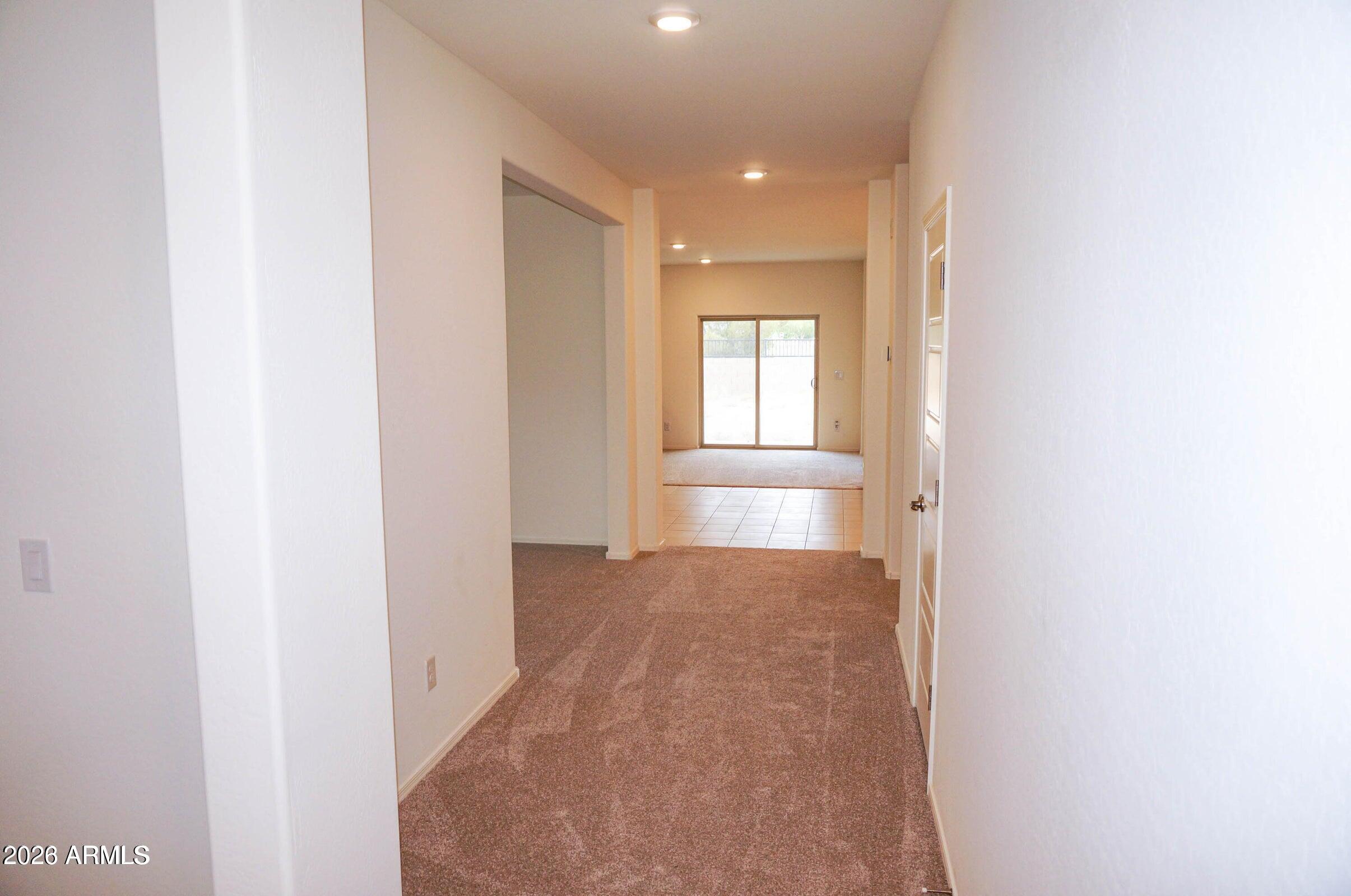 104 E MOONLIGHT Trail