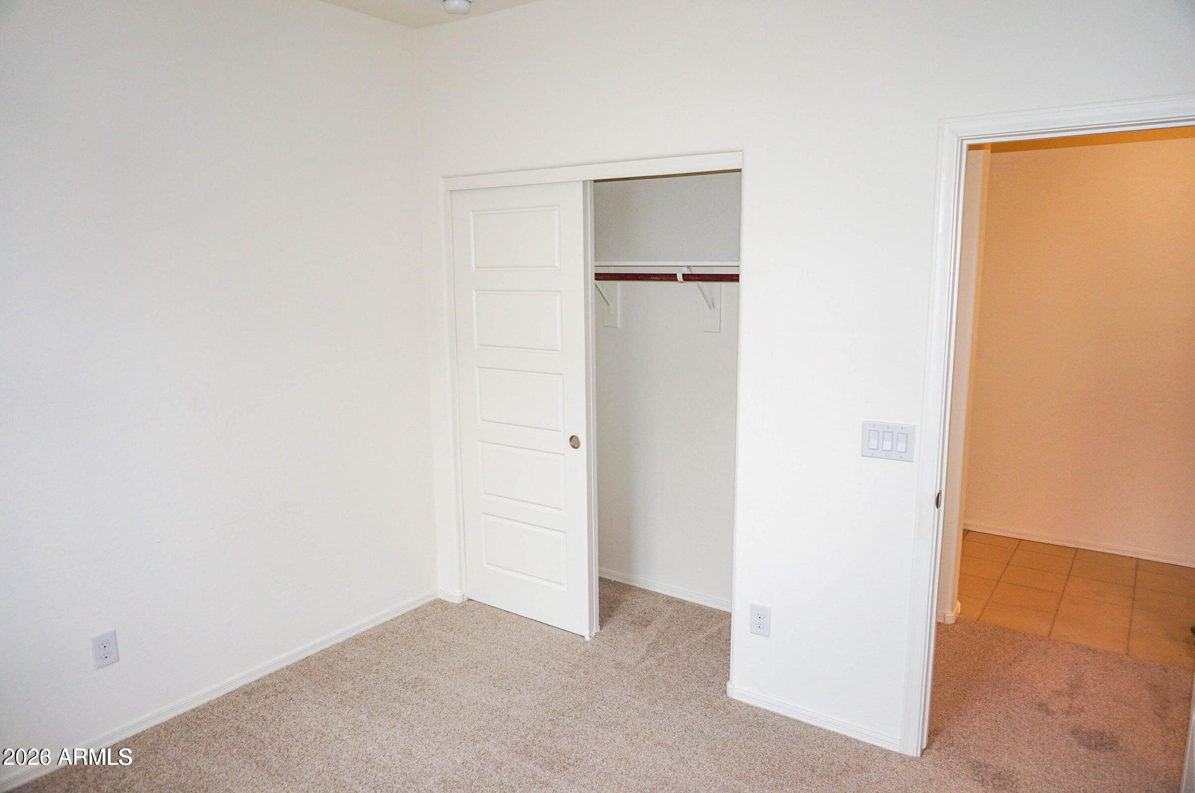 104 E MOONLIGHT Trail