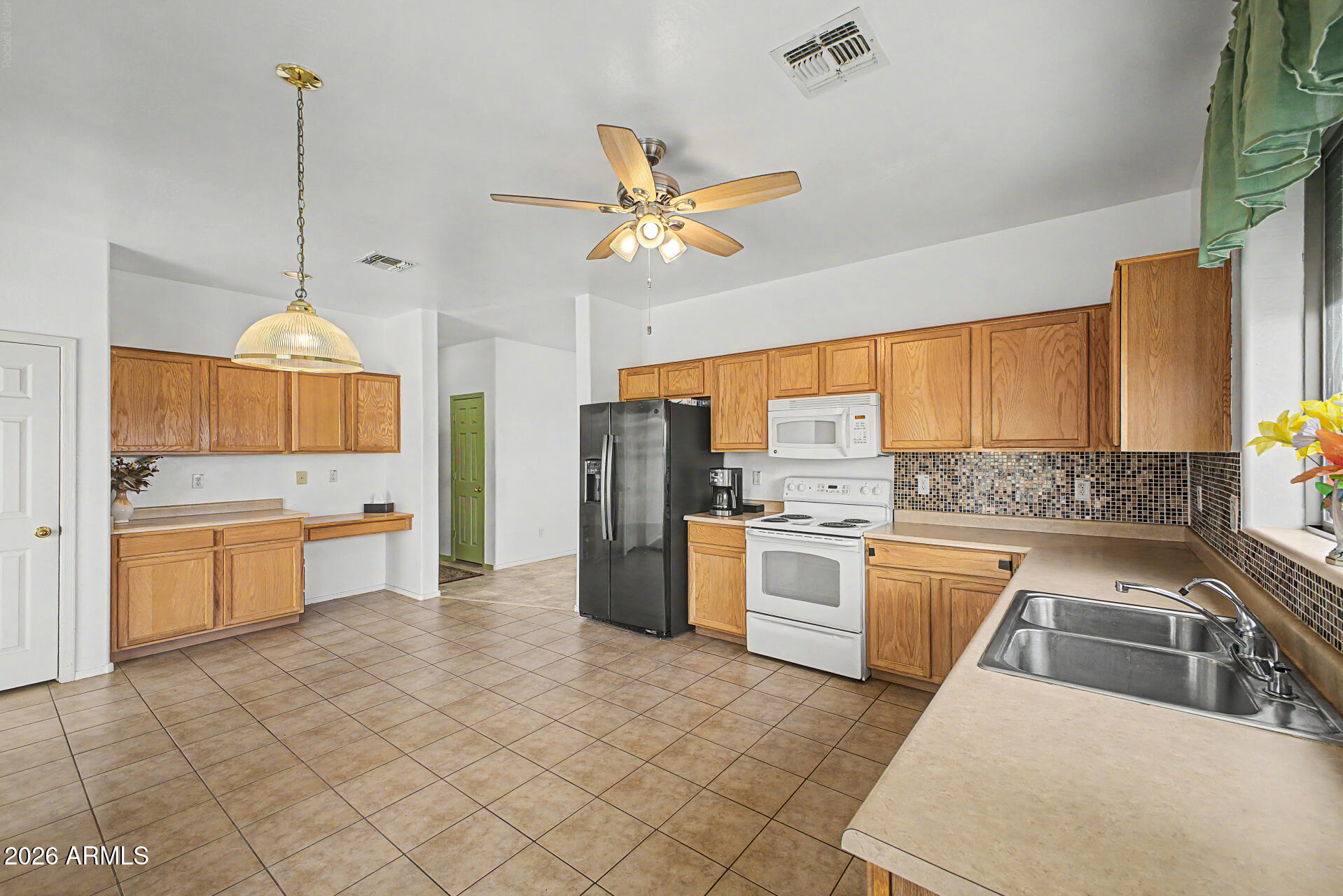 3922 S 100TH Glen