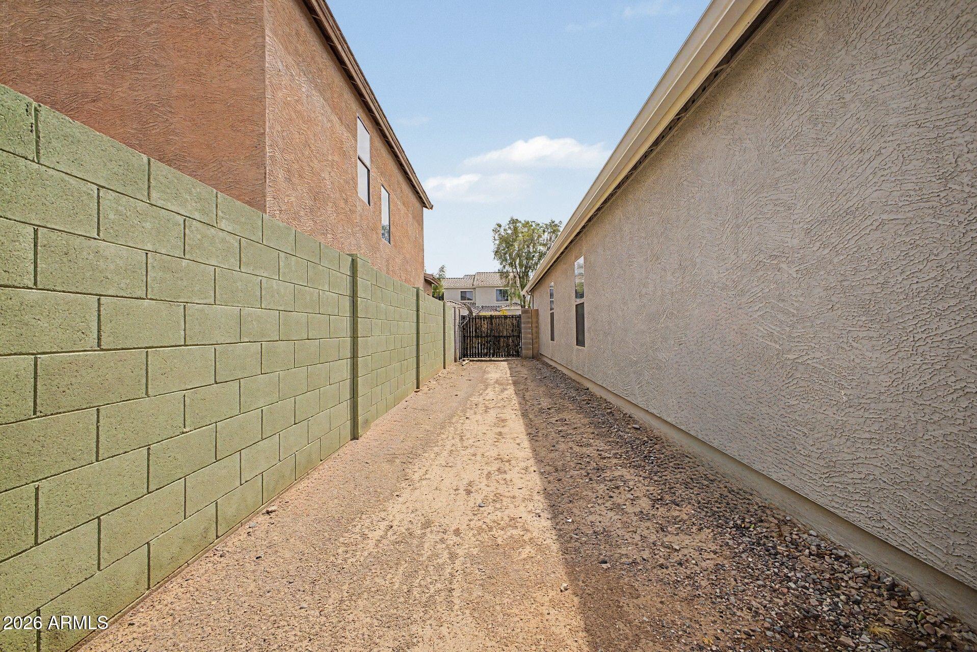 3922 S 100TH Glen