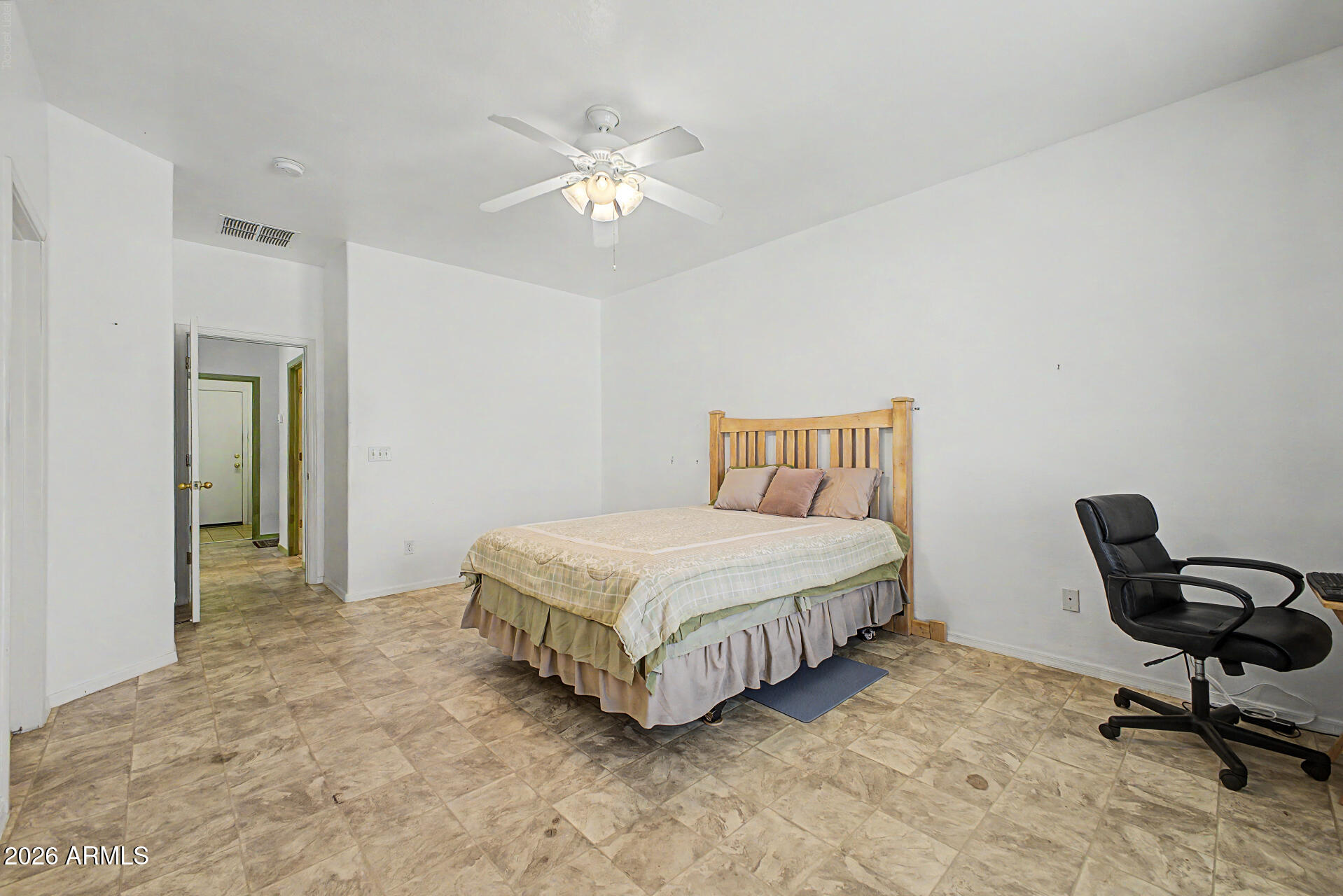3922 S 100TH Glen