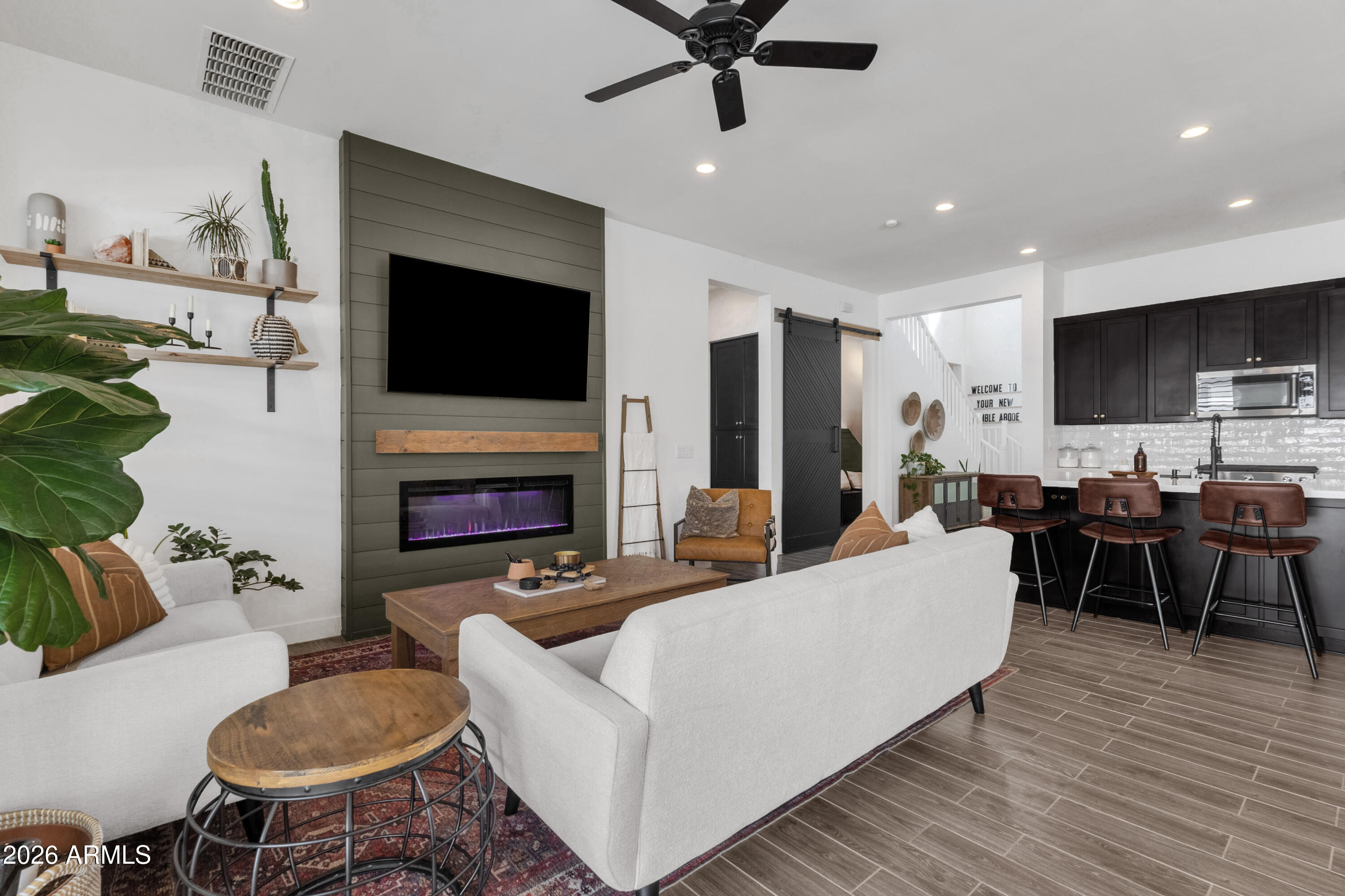 22732 E VIA DEL SOL