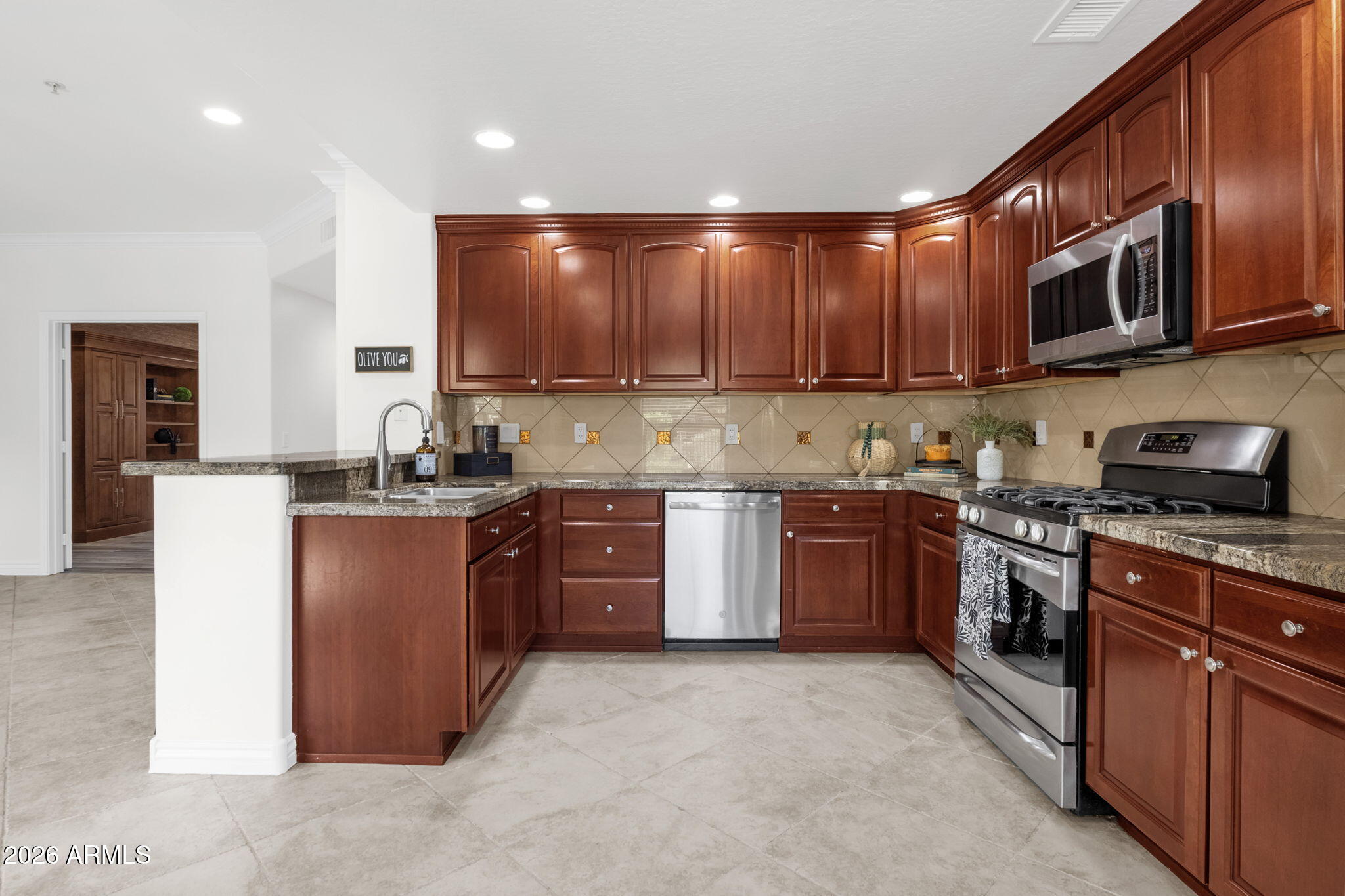 21320 N 56th Street 1116
