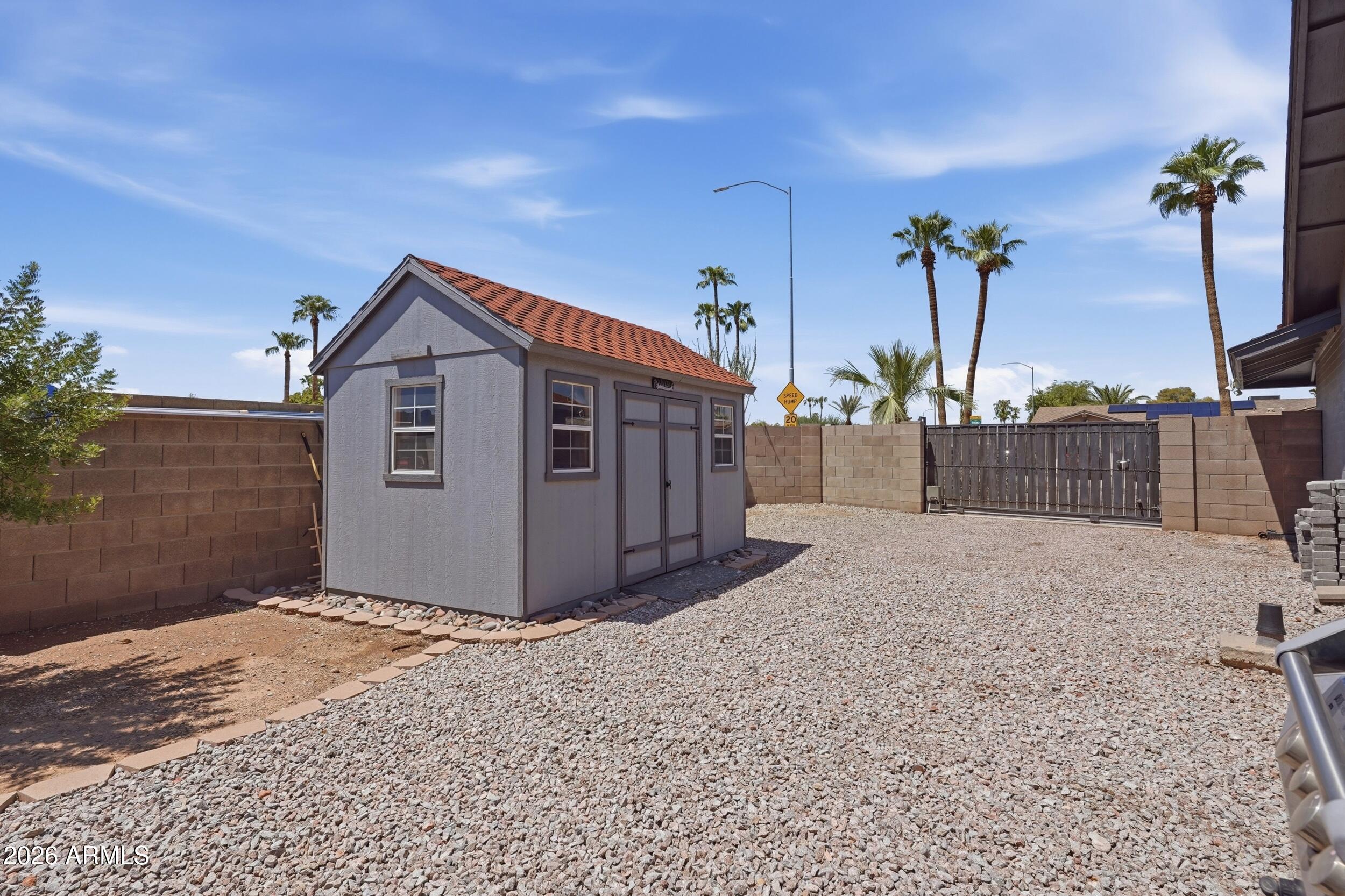 2653 W OBISPO Circle