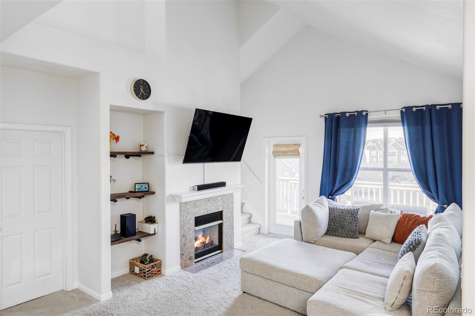 6013 Castlegate Drive Unit: D33