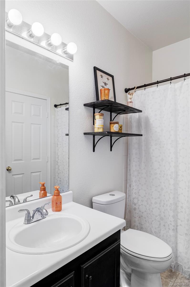 6013 Castlegate Drive Unit: D33