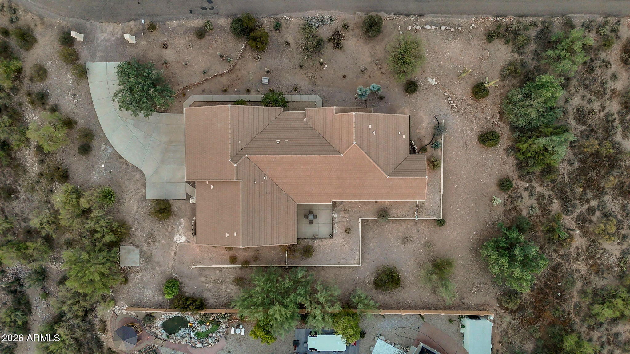 2564 N CHARLEBOIS Road