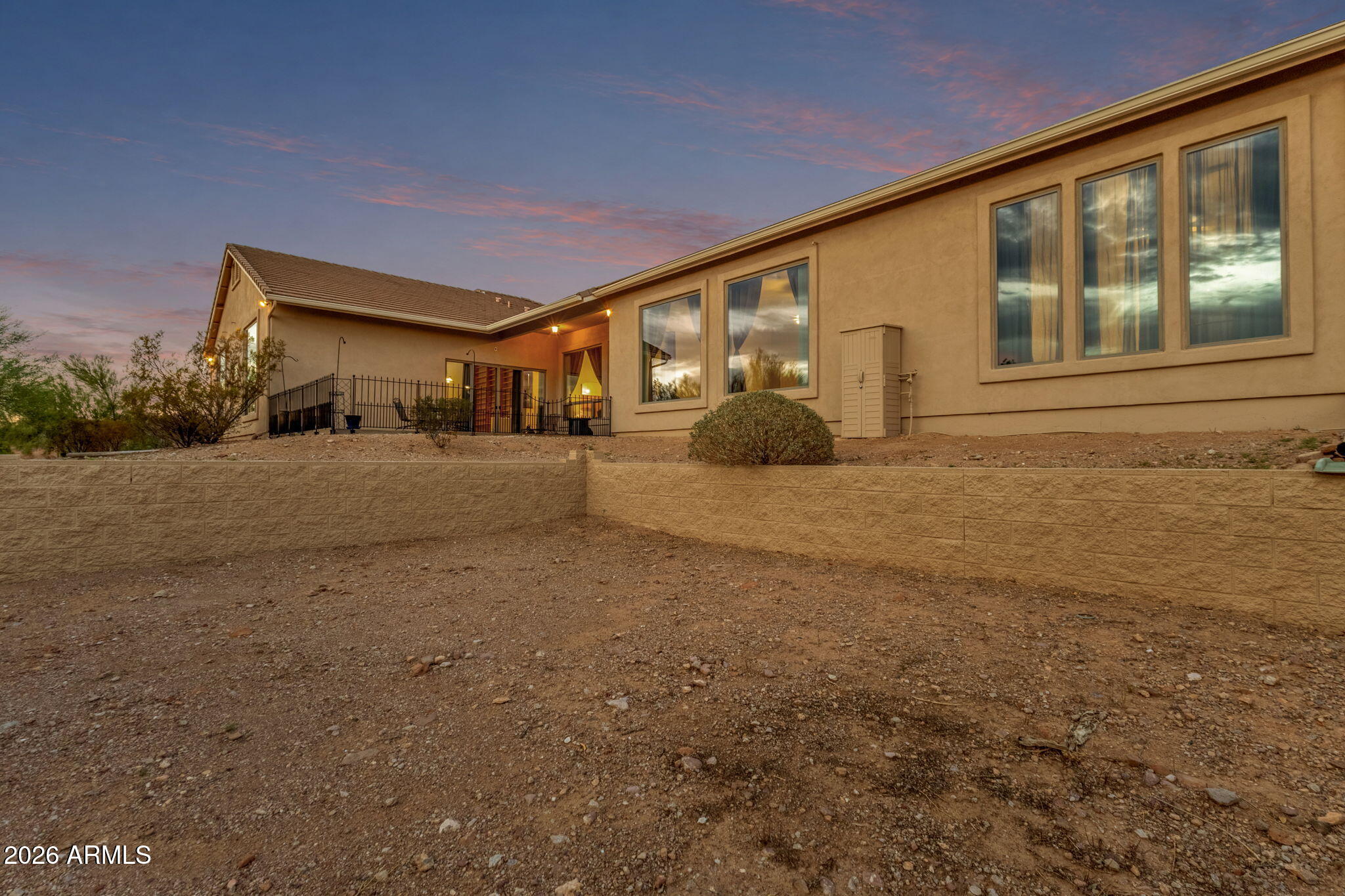 2564 N CHARLEBOIS Road