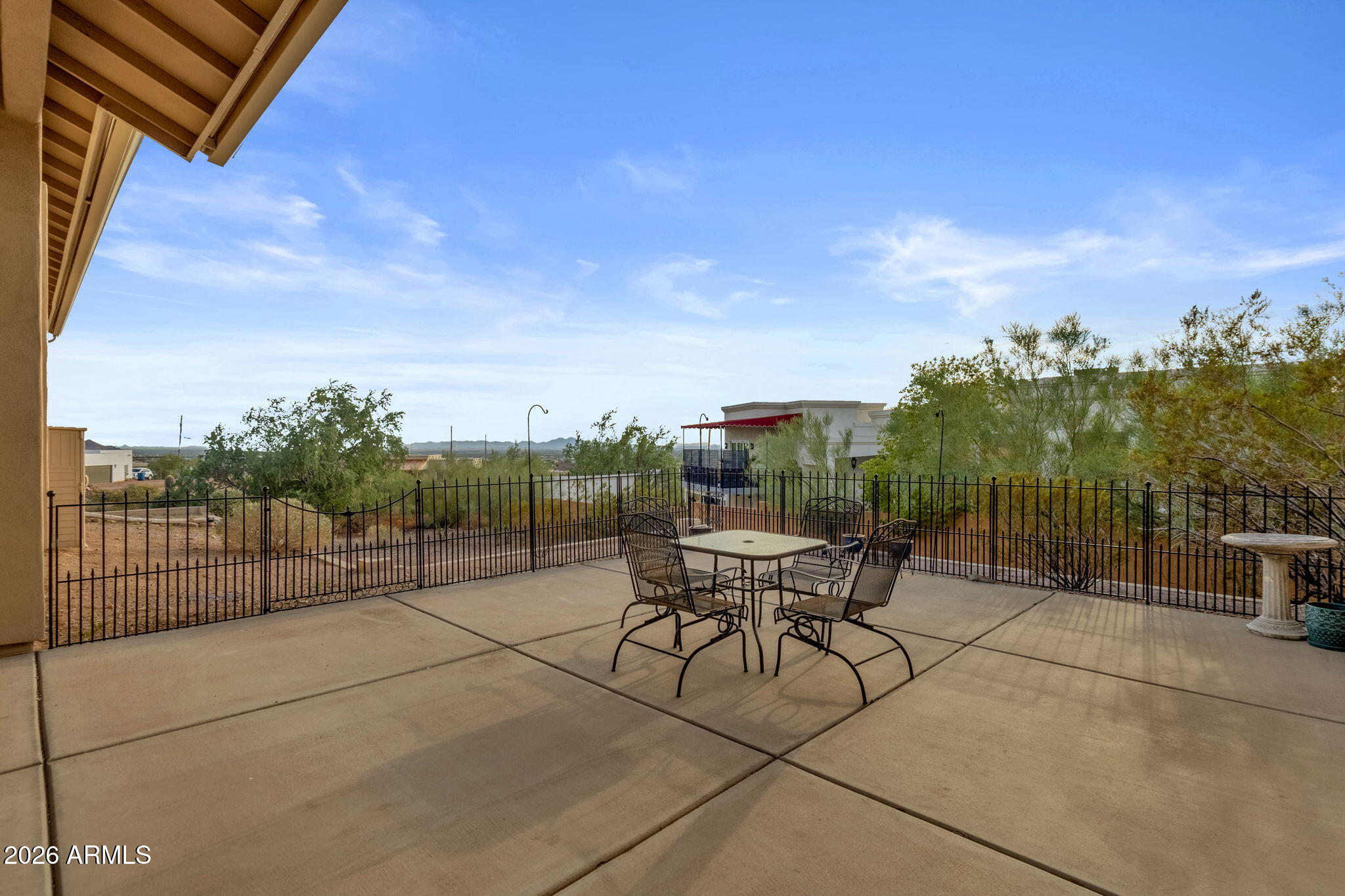 2564 N CHARLEBOIS Road