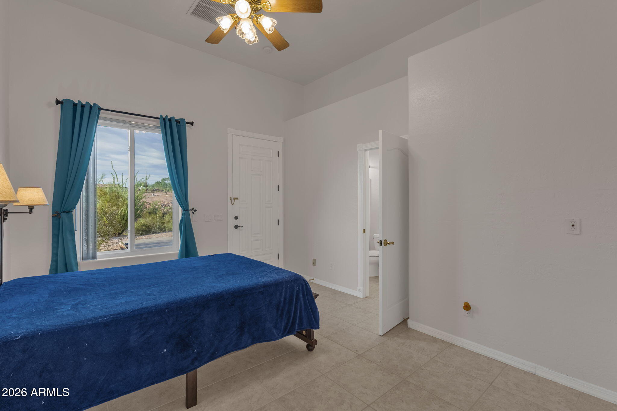 2564 N CHARLEBOIS Road