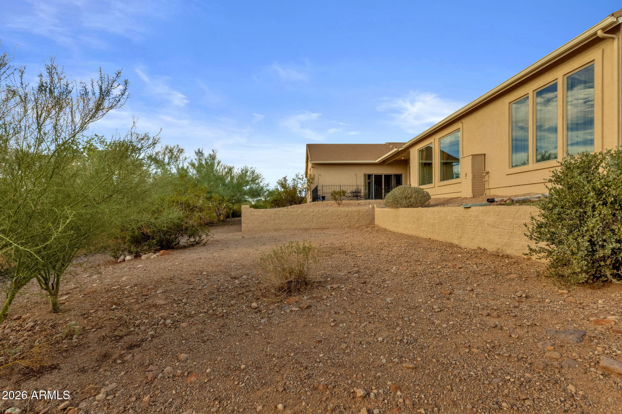 2564 N CHARLEBOIS Road