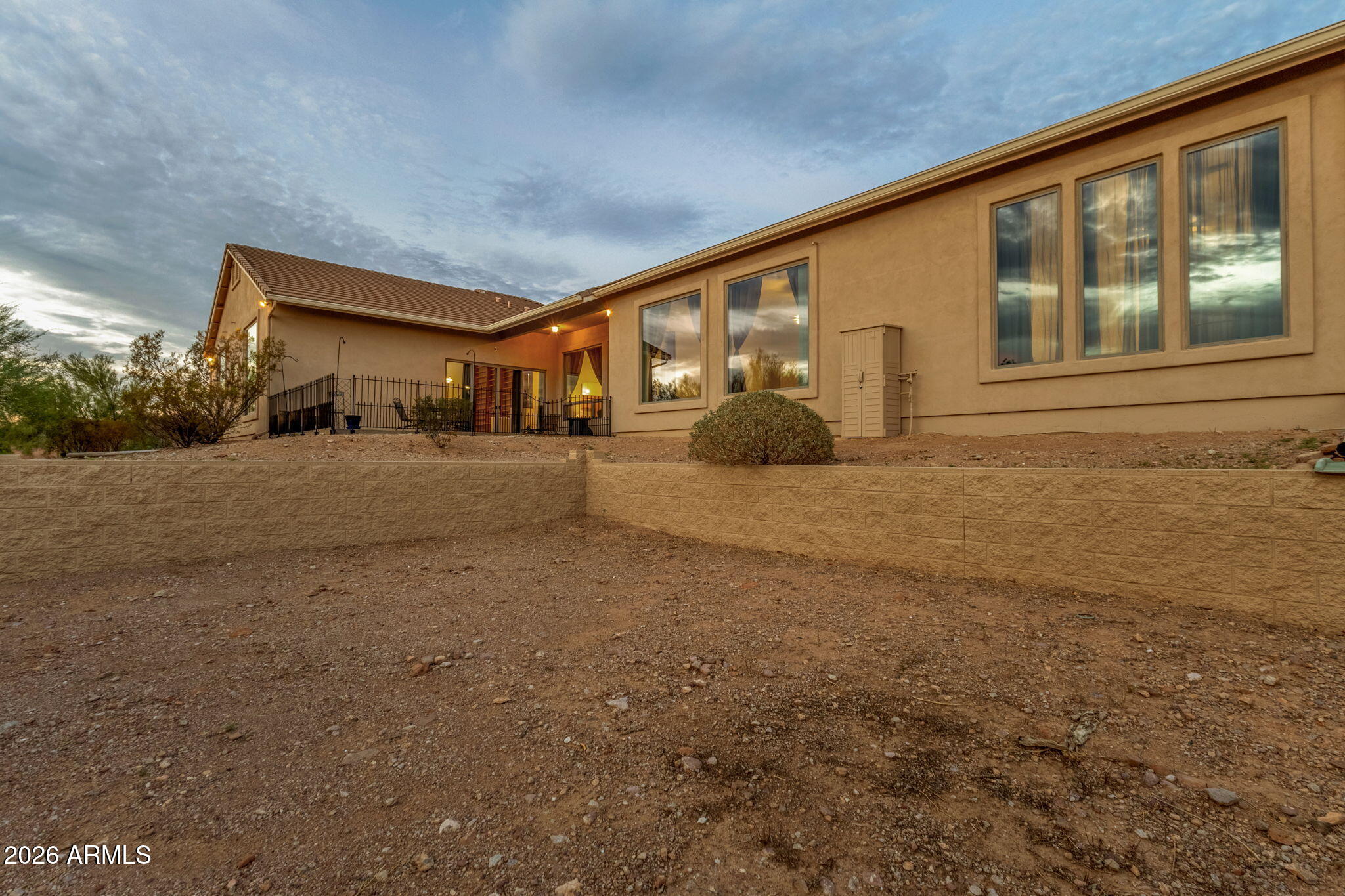 2564 N CHARLEBOIS Road