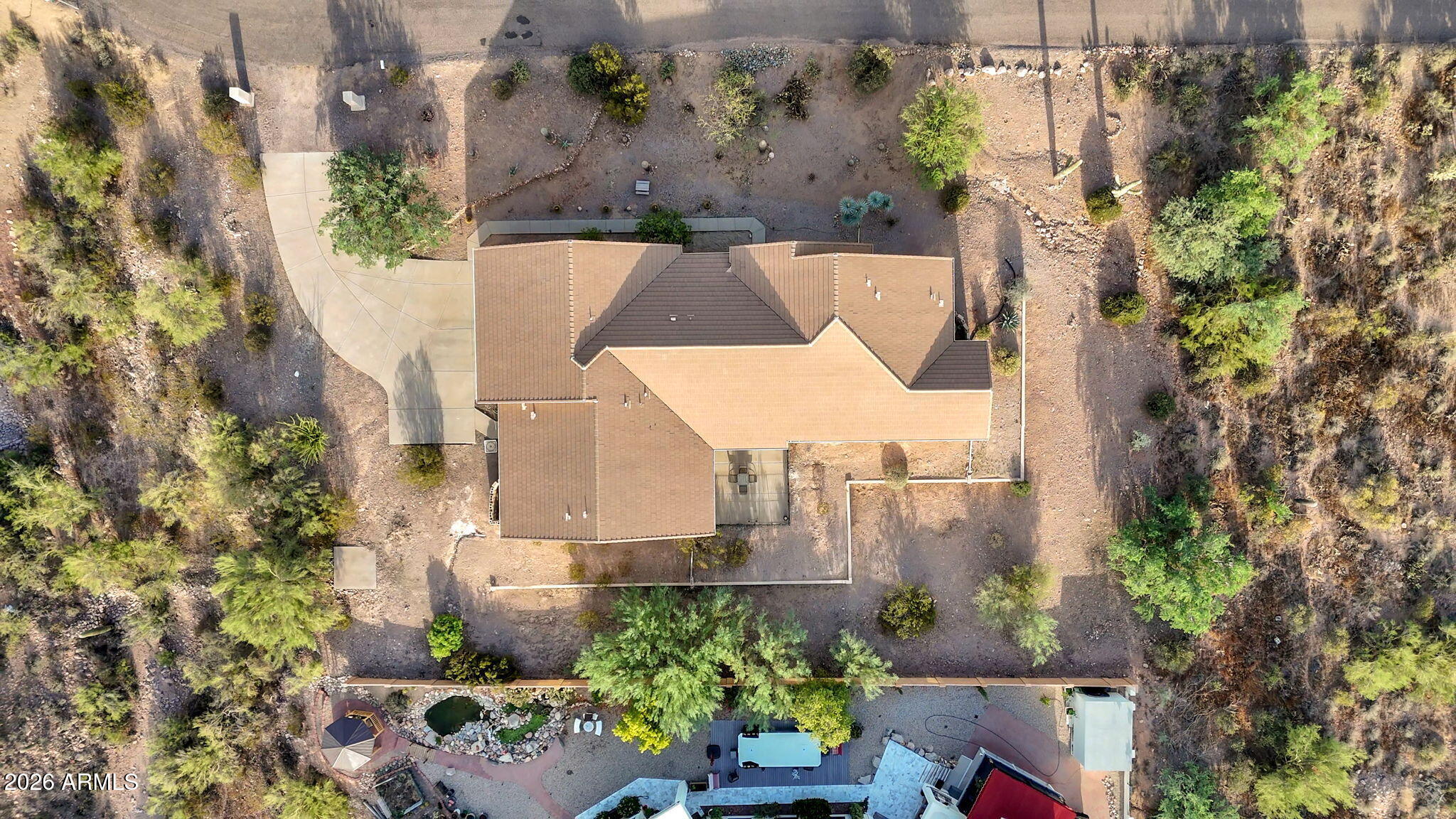 2564 N CHARLEBOIS Road