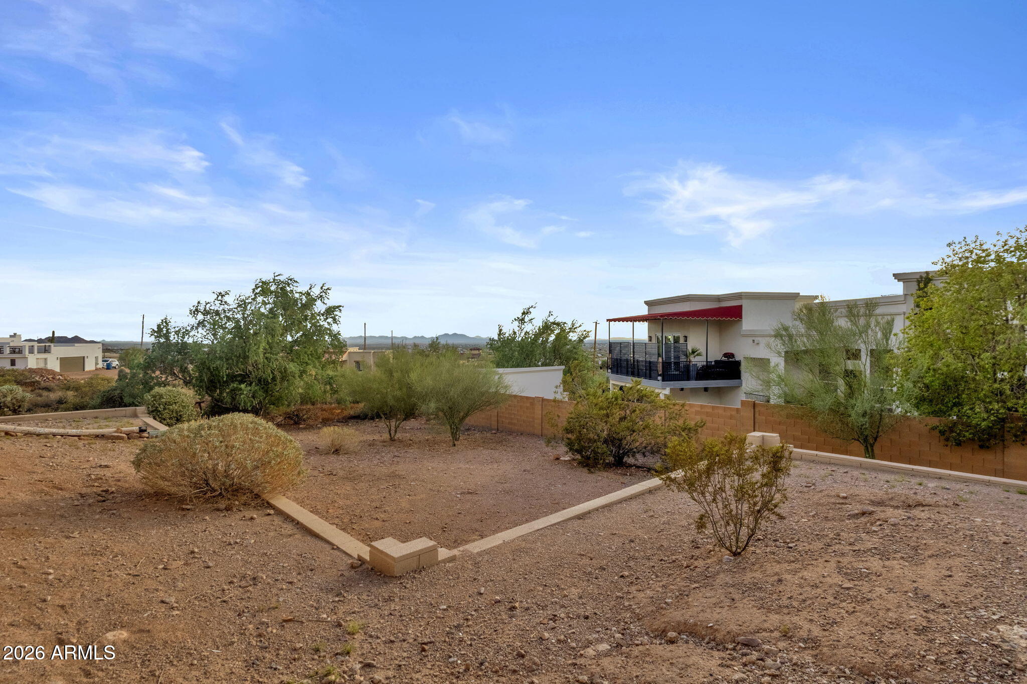 2564 N CHARLEBOIS Road