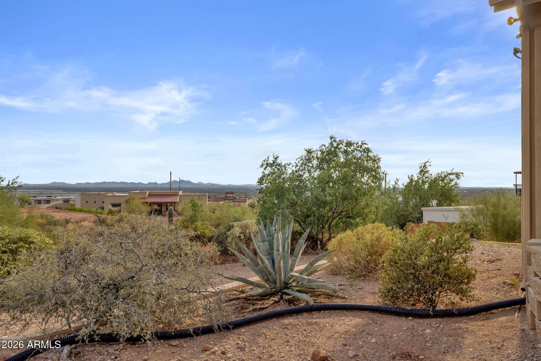 2564 N CHARLEBOIS Road