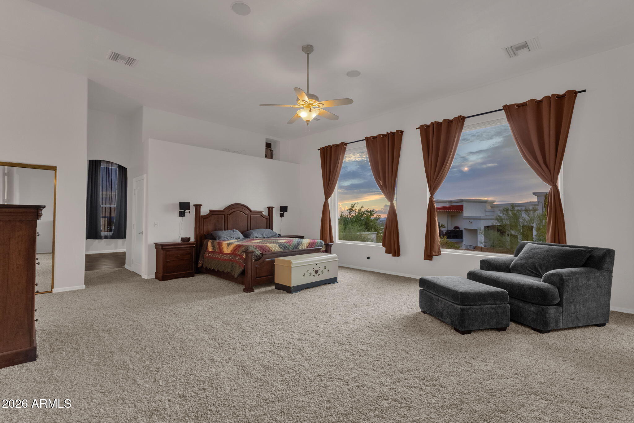2564 N CHARLEBOIS Road
