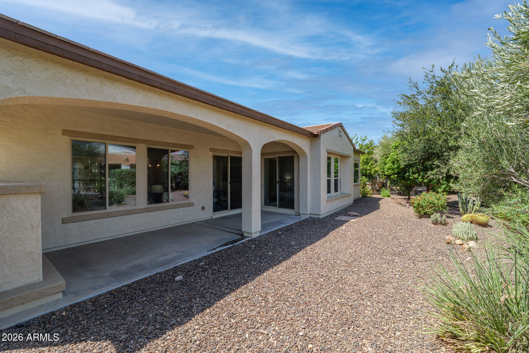 882 E LADDOOS Avenue