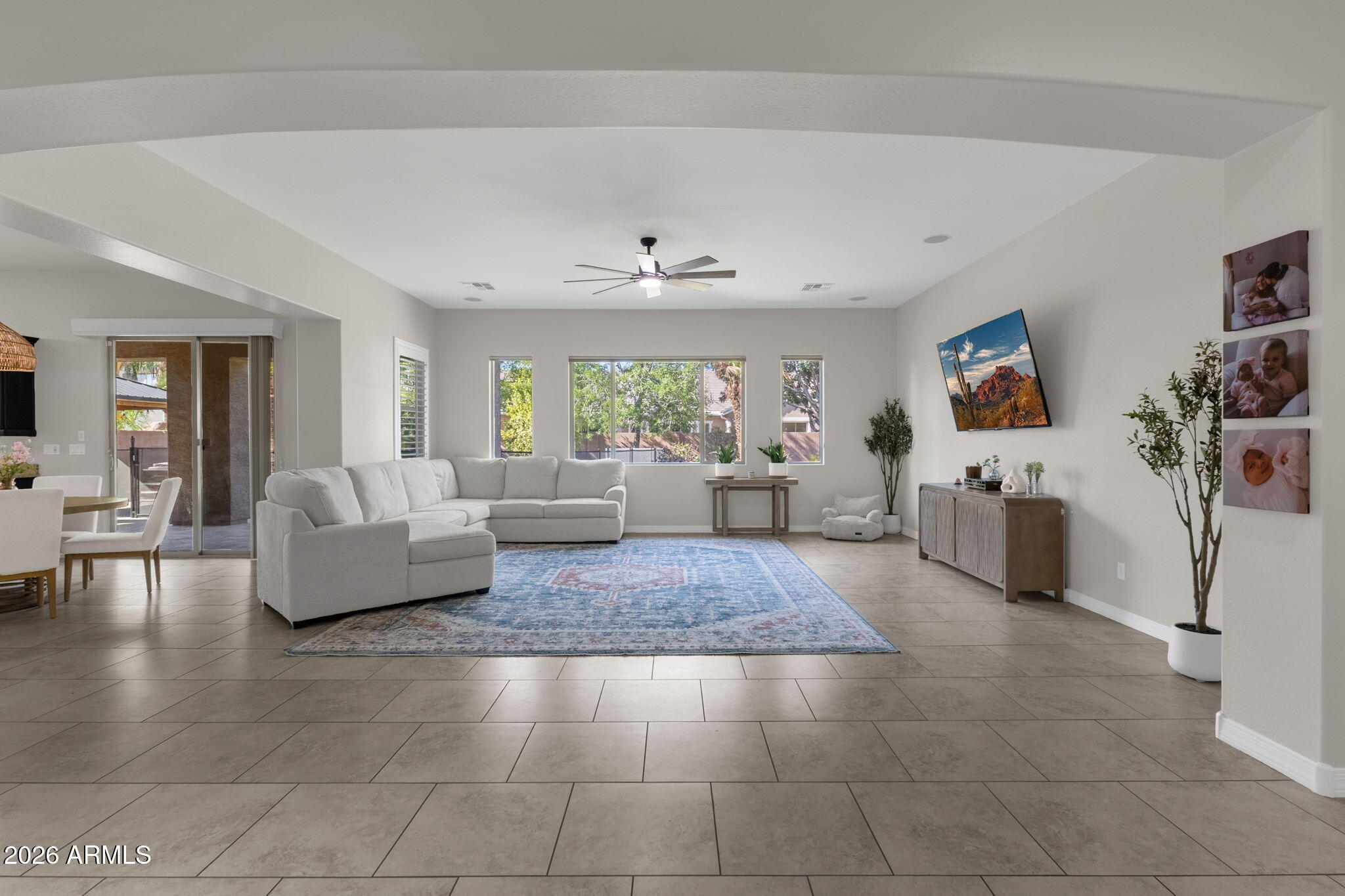 3066 E Kingbird Drive