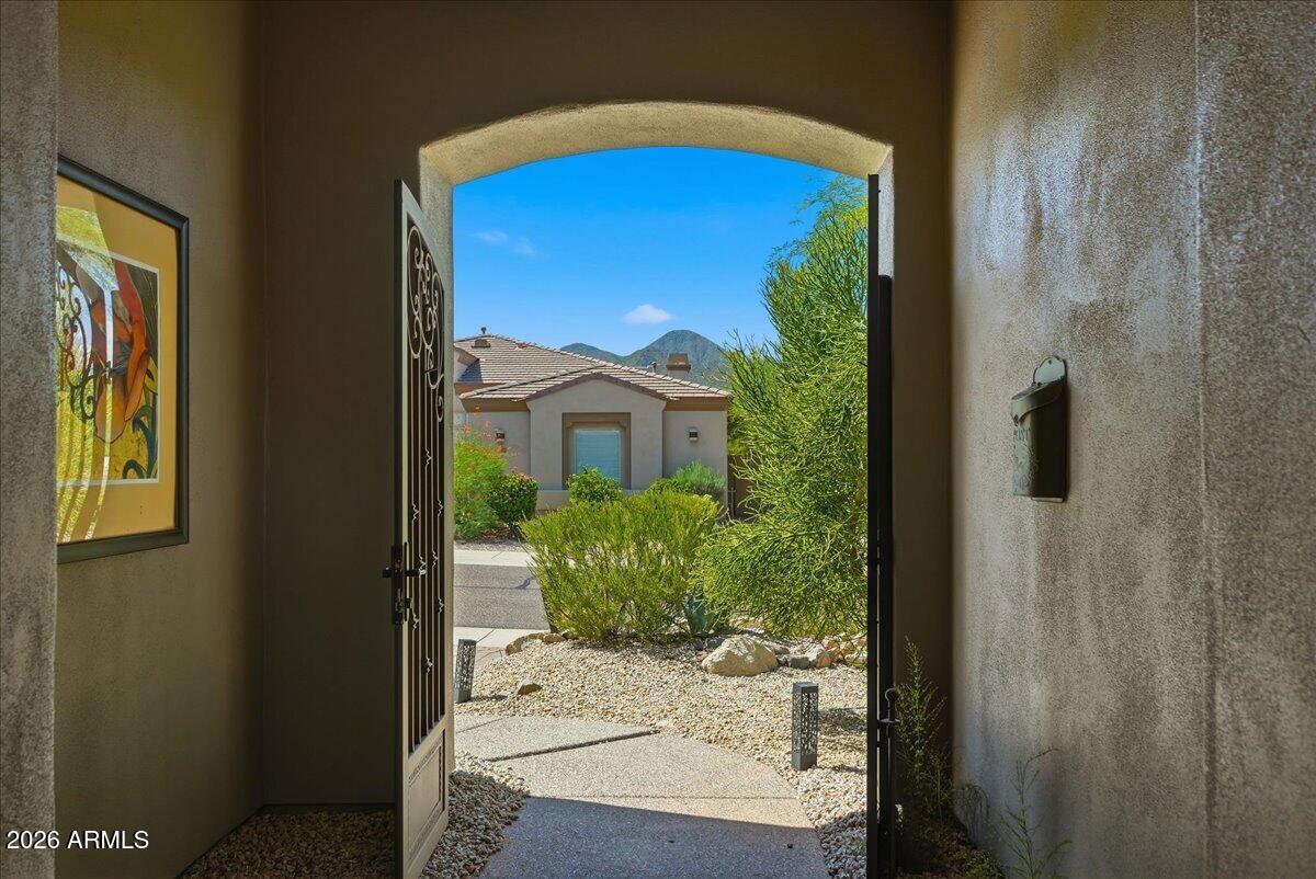 15601 E CACTUS Drive