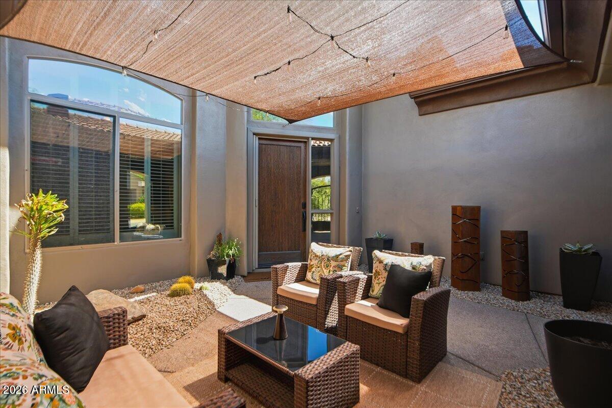 15601 E CACTUS Drive