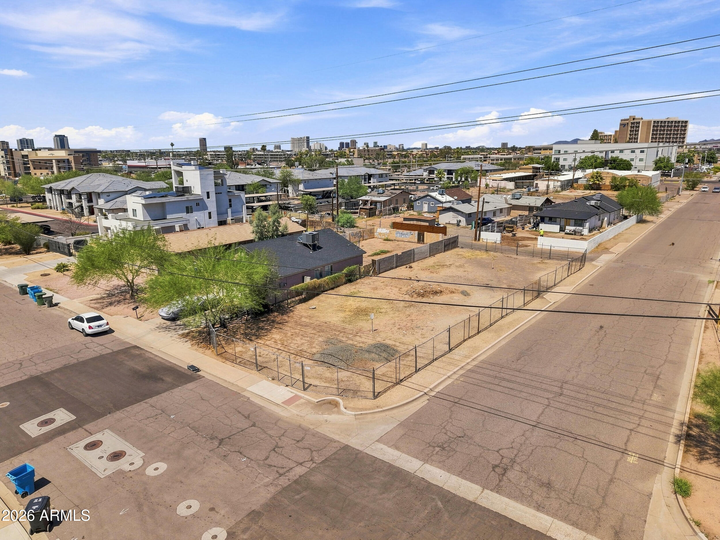 1846 E ADAMS Street 24