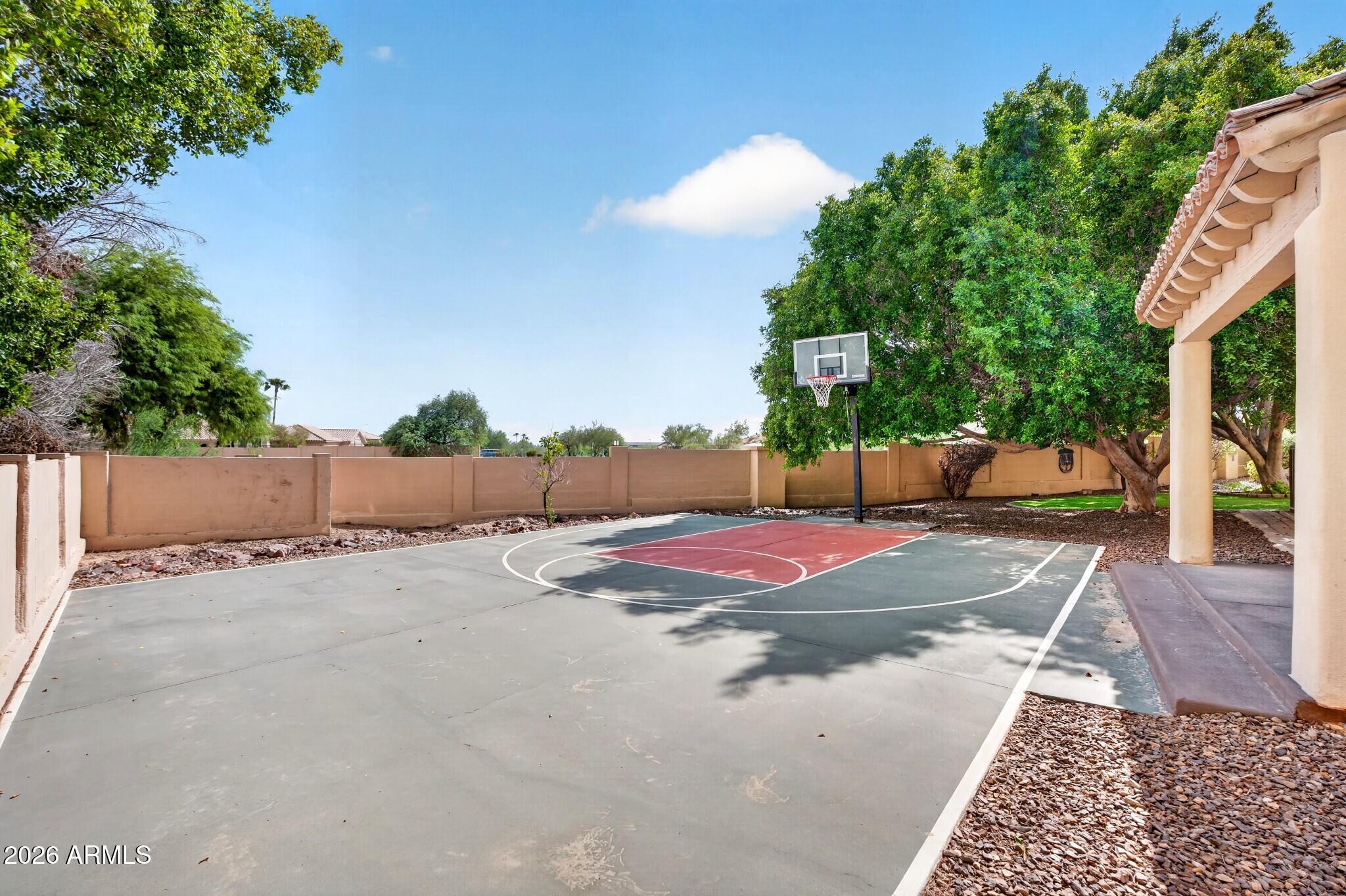3631 E COCONINO Court